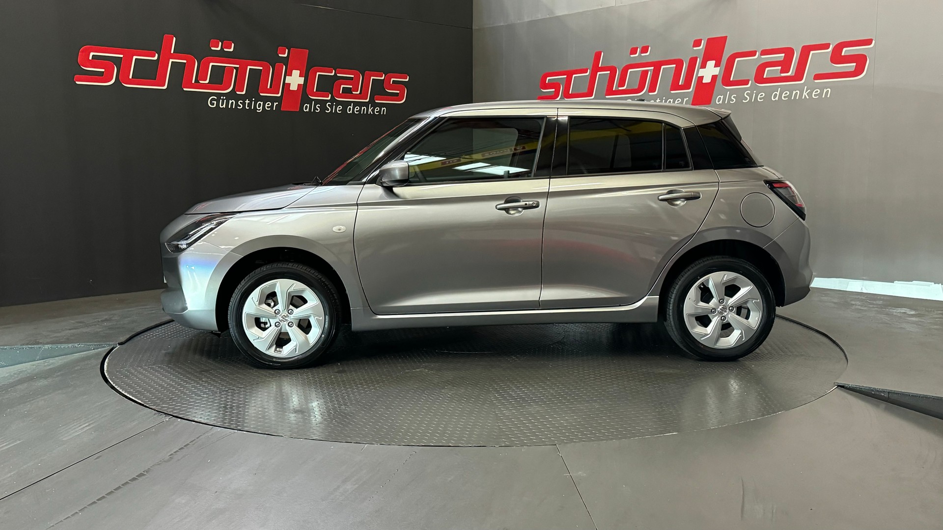 SUZUKI Swift 1.2 Compact+ Hybrid CVT-showroom-element-2