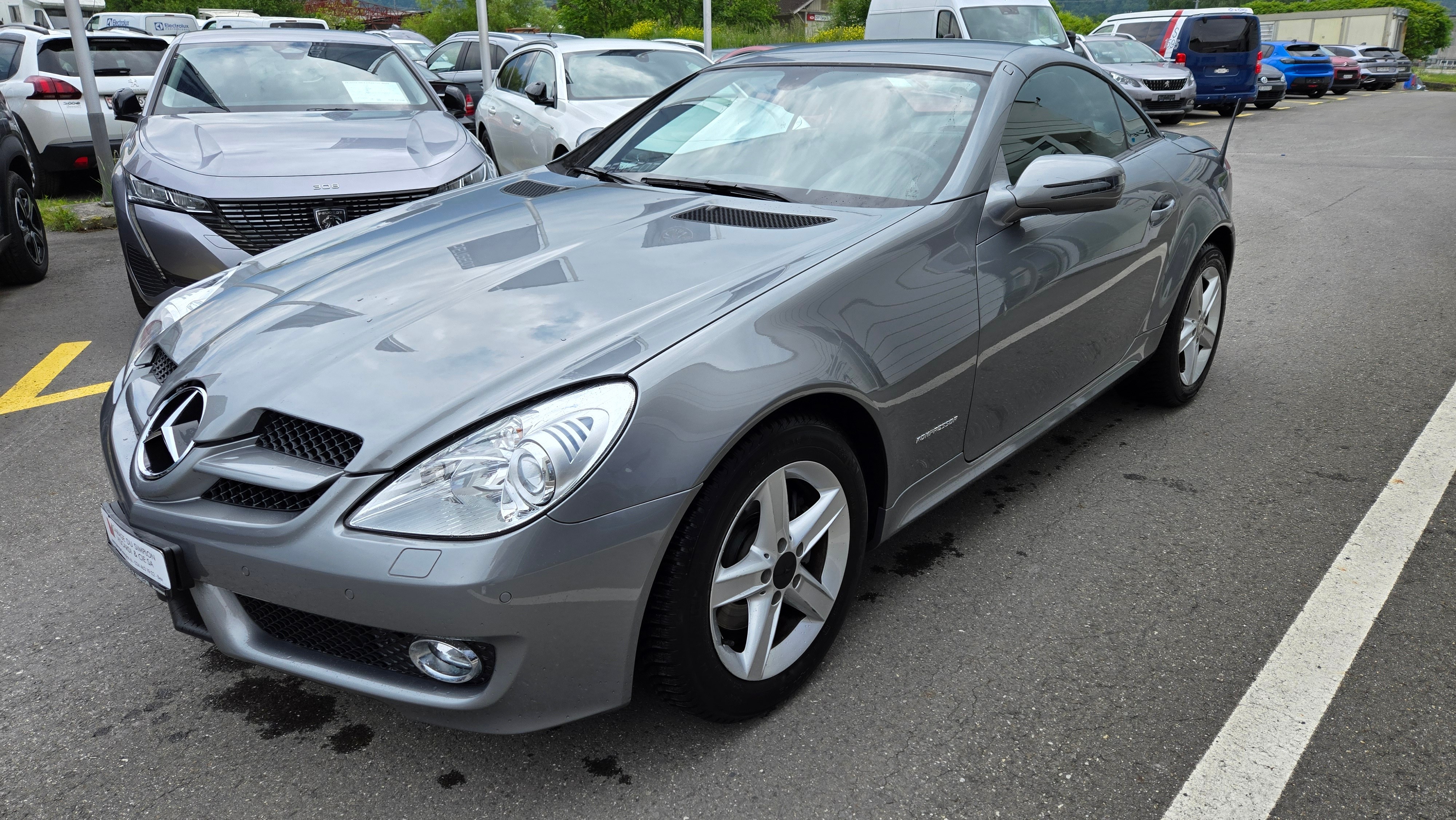 MERCEDES-BENZ SLK 200 (Cabriolet) Mercedes MERCEDES-BENZ SLK 200 (Cabriolet)