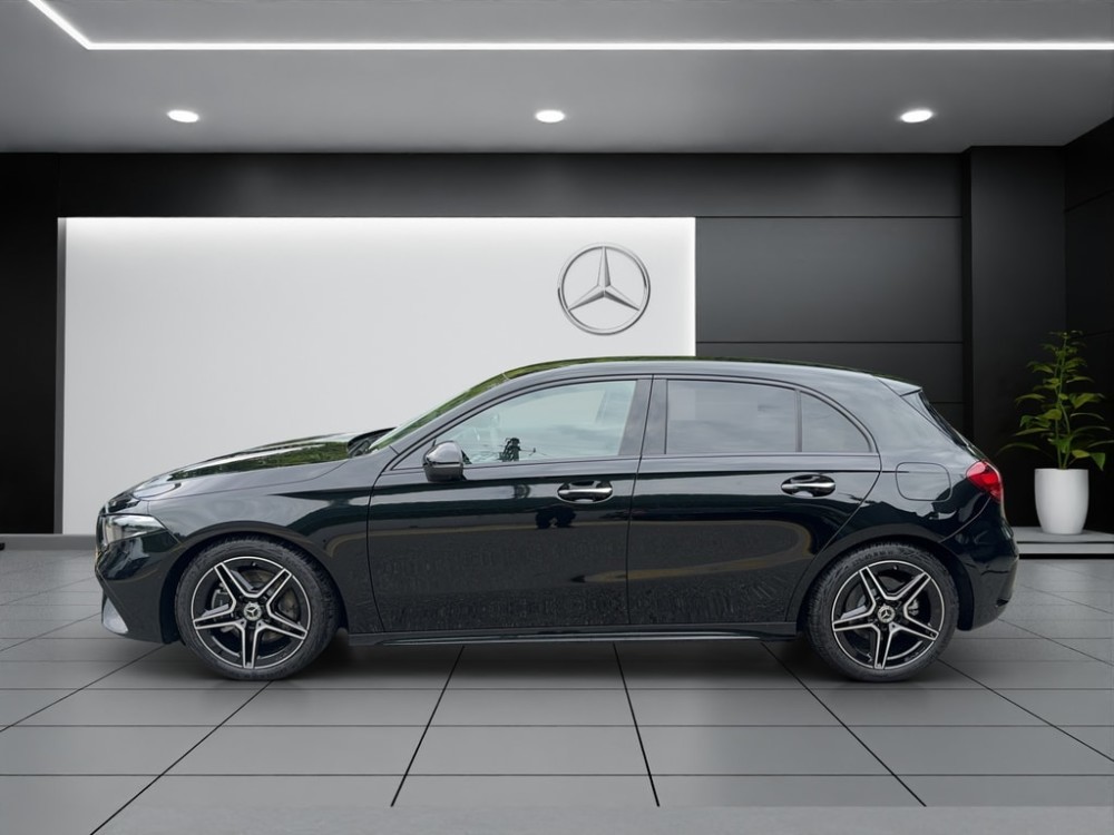 MERCEDES-BENZ A 220 4Matic 8G-DCT-showroom-element-2