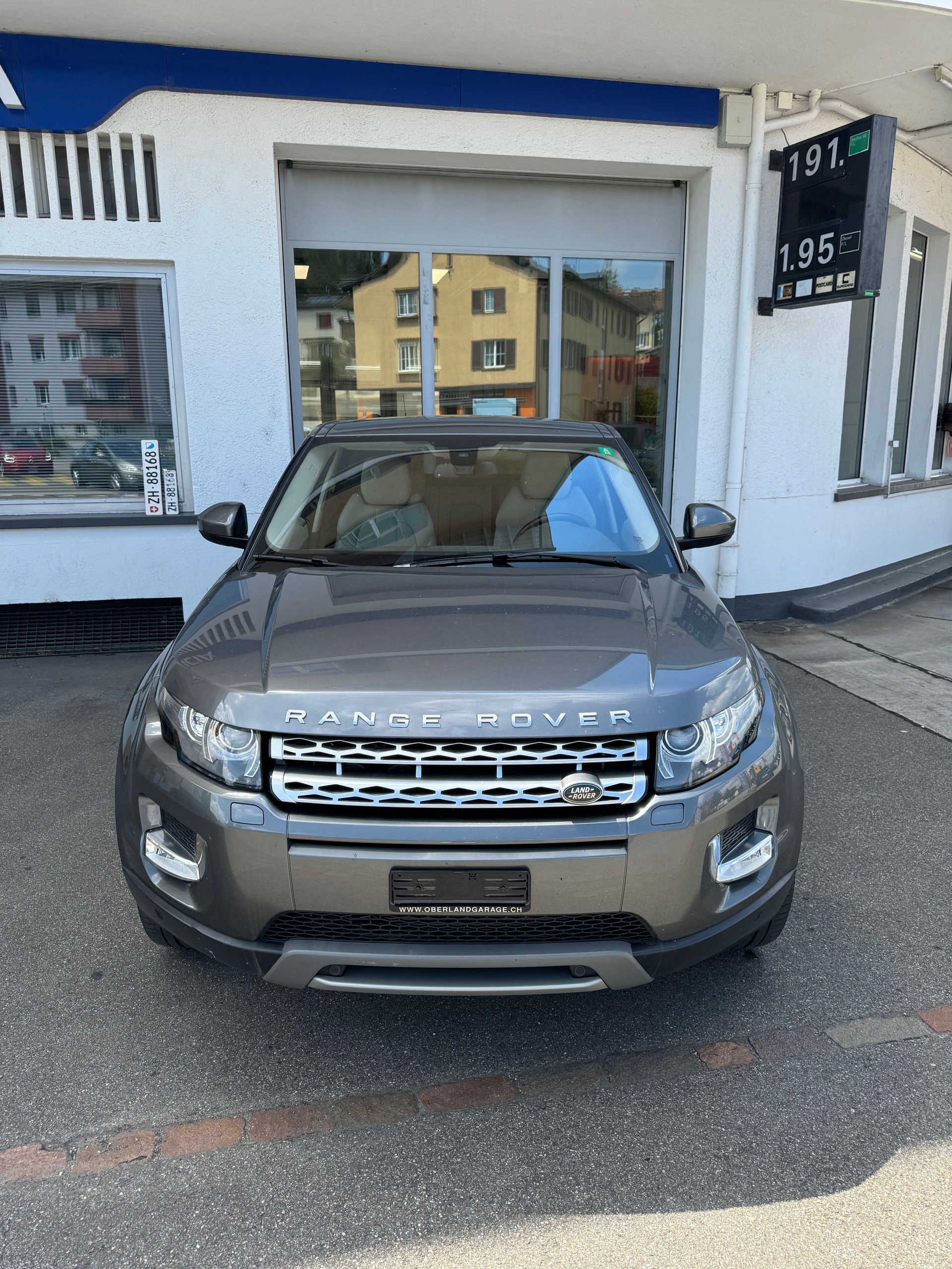 LAND ROVER Range Rover Evoque 2.2 SD4 Prestige AT9-showroom-element-1