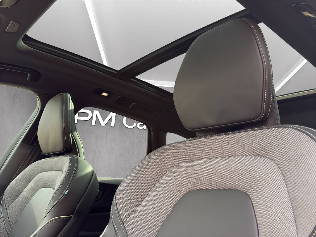 Image VOLVO XC60 XC60 2.0 B5 MH Black Edition AWD