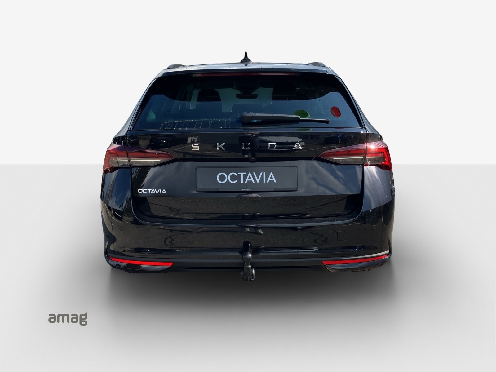 SKODA Octavia Combi 1.5 TSI mHEV DSG Dynamic-showroom-element-3