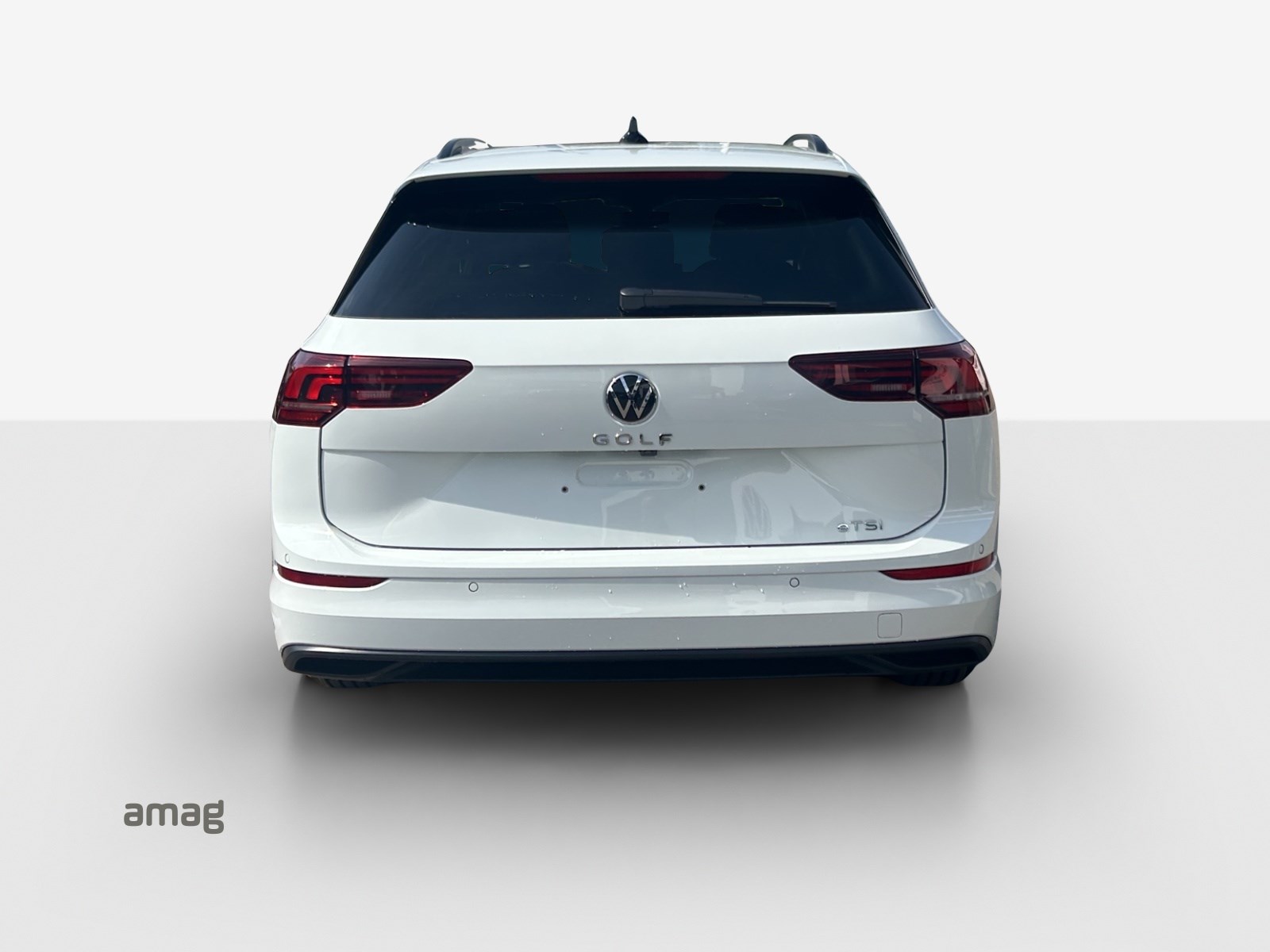 VW Golf Variant 1.5 eTSI mHEV Life-showroom-element-3