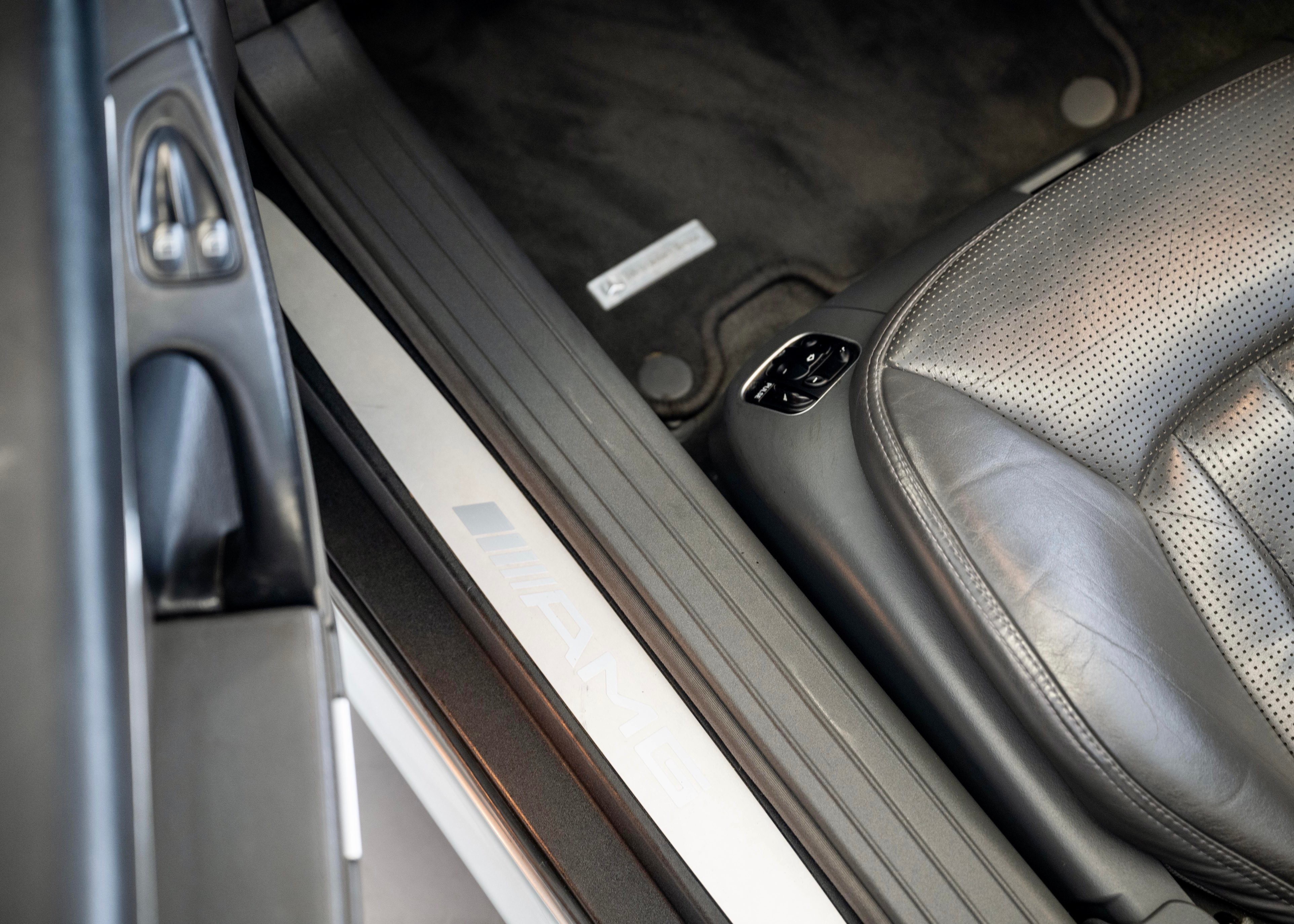 Image MERCEDES-BENZ SL-55-AMG SL 55 AMG (Swiss car, 2nd hand, full Mercedes history)