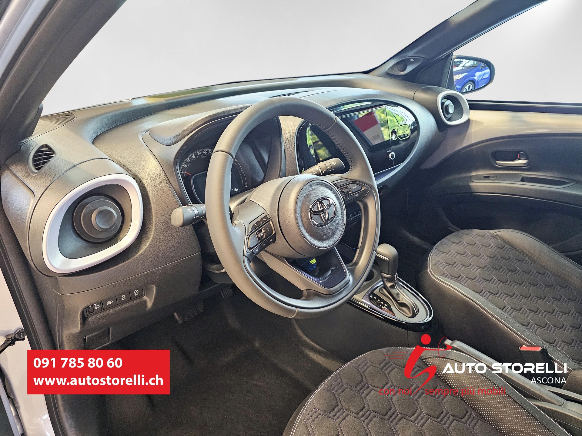 TOYOTA Aygo X 1.0 VVT-i JBL Edition-showroom-element-3