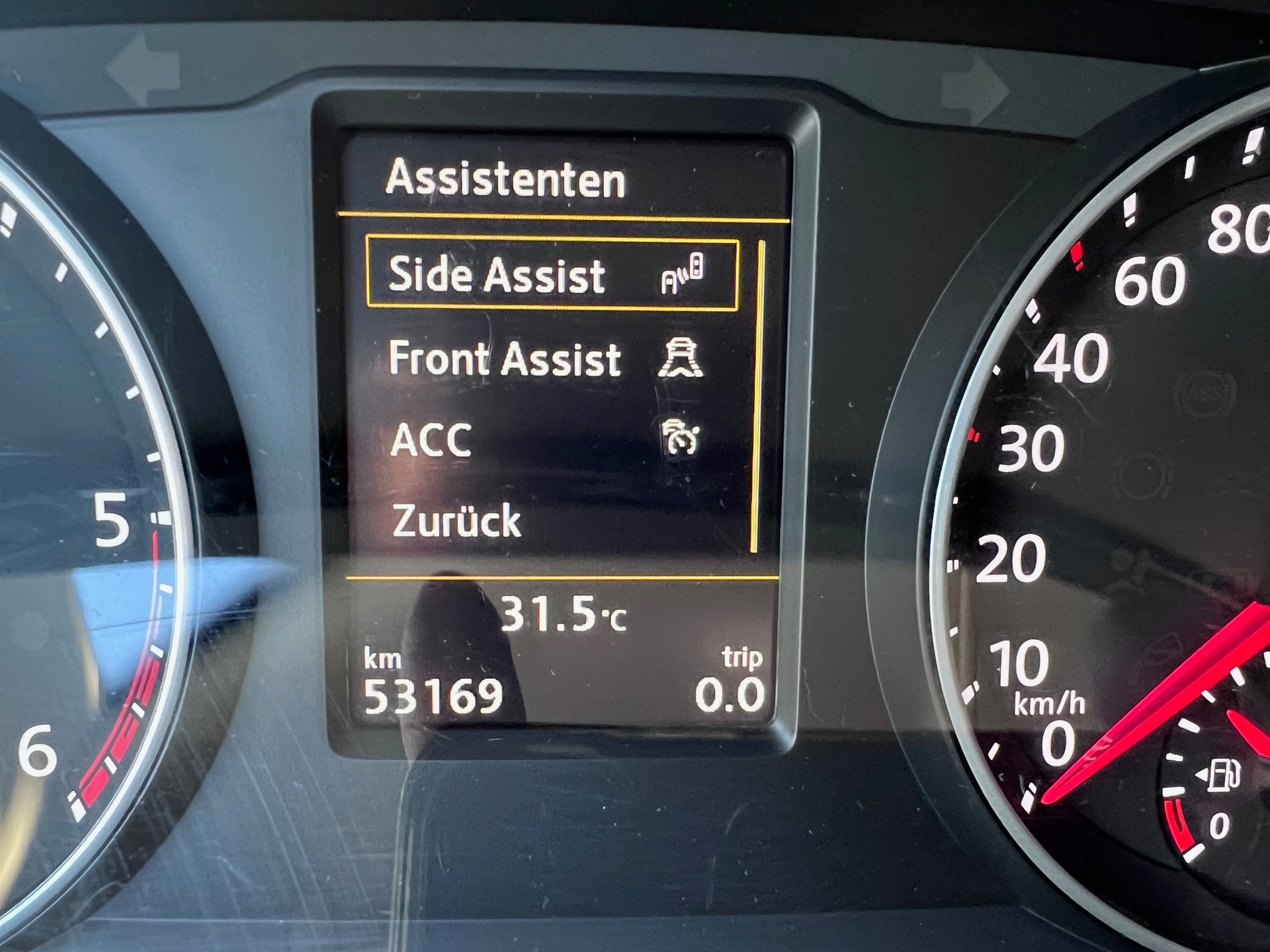 VW T6 Multivan 2.0 Bi-TDI Gen Six 4Motion DSG-image-9