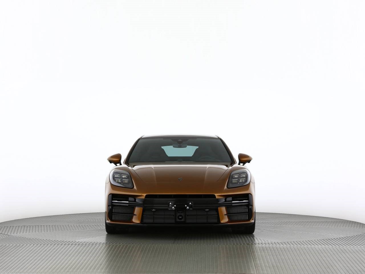 PORSCHE PANAMERA Turbo E-Hybrid-showroom-element-3