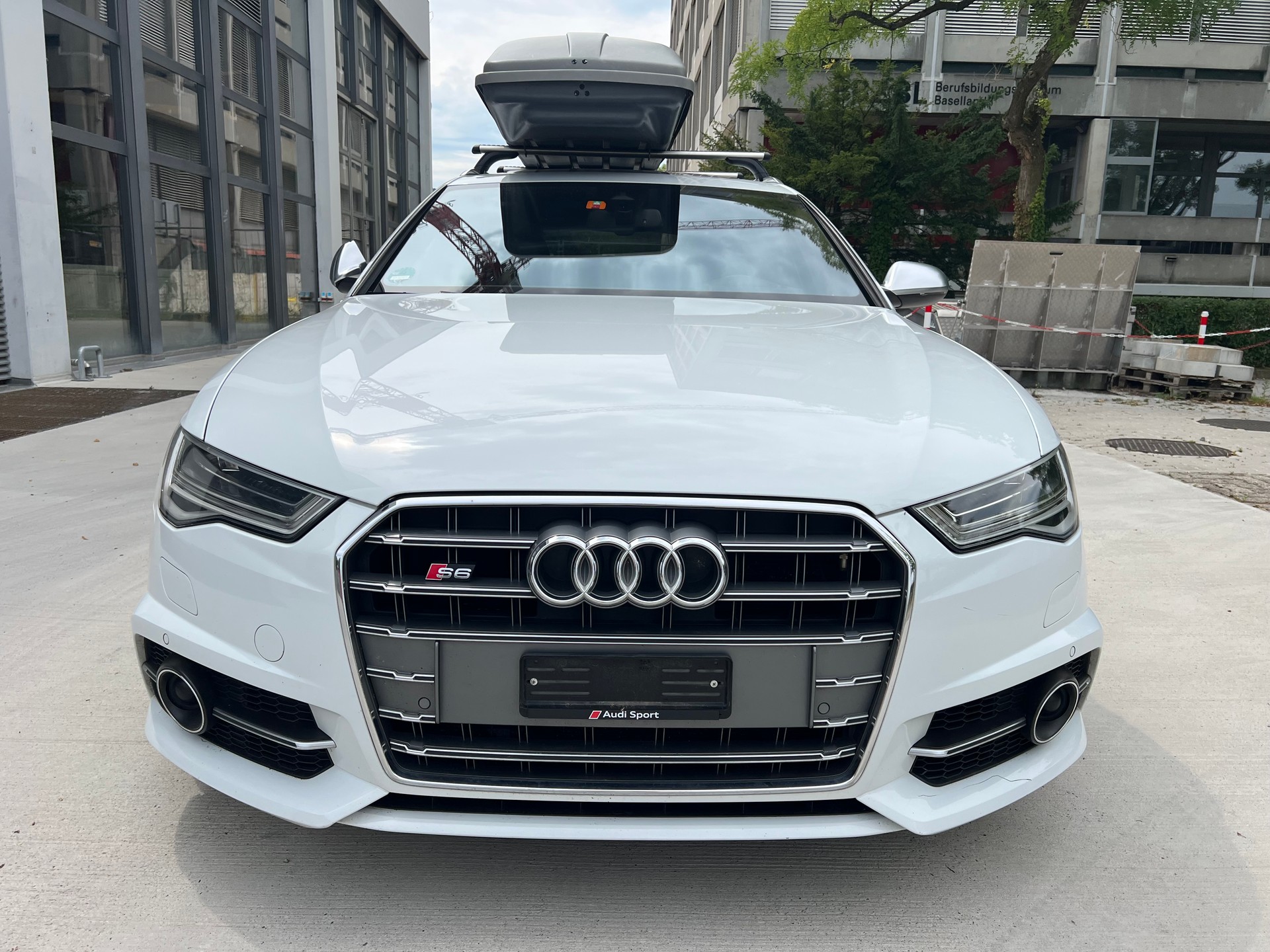AUDI S6 Avant 4.0 TFSI V8 quattro S-tronic-showroom-element-1