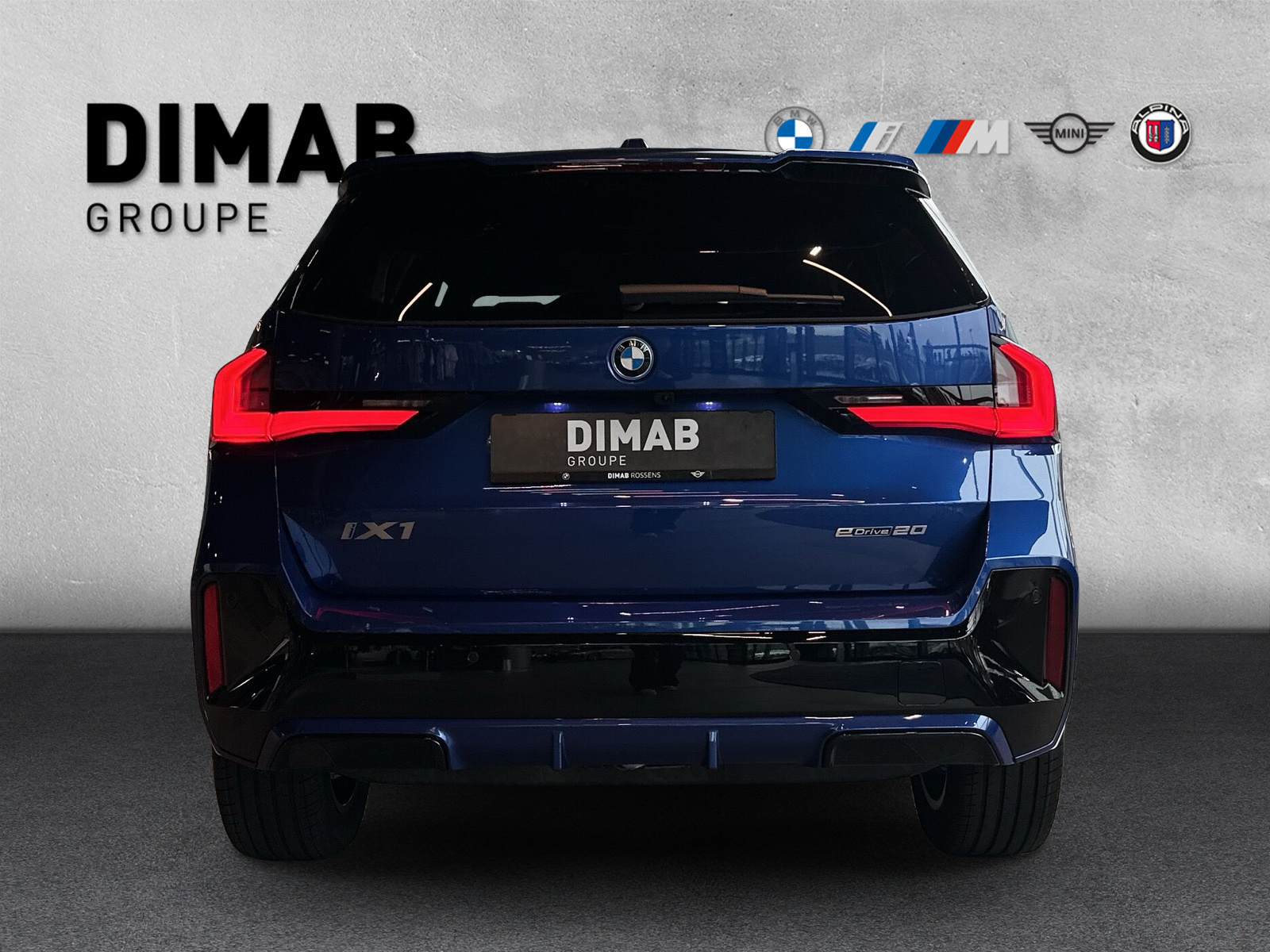 BMW iX1 eDrive 20 M Sport-showroom-element-3