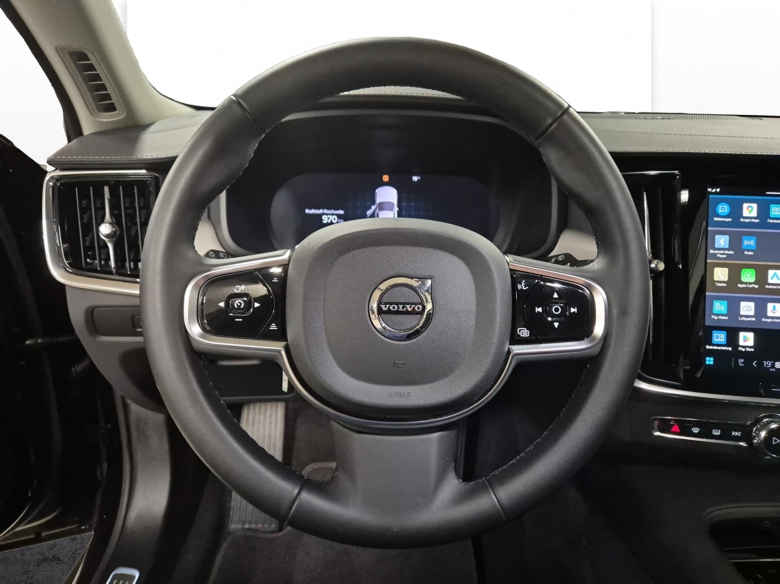 VOLVO V90 Cross Country 2.0 B5 Plus AWD-image-10