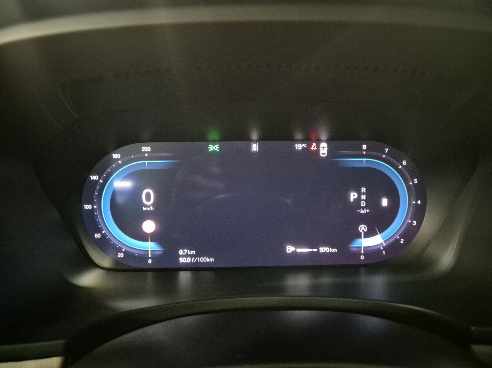 VOLVO V90 Cross Country 2.0 B5 Plus AWD-image-11