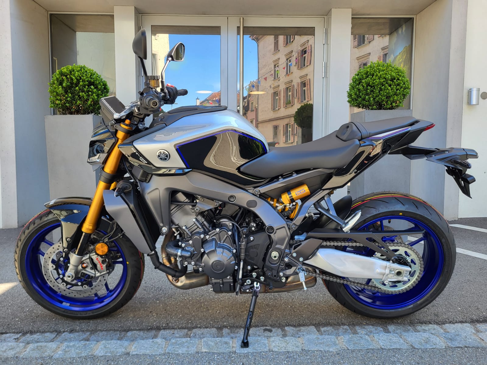 YAMAHA MT-09 acquistare un veicolo usato AutoScout24