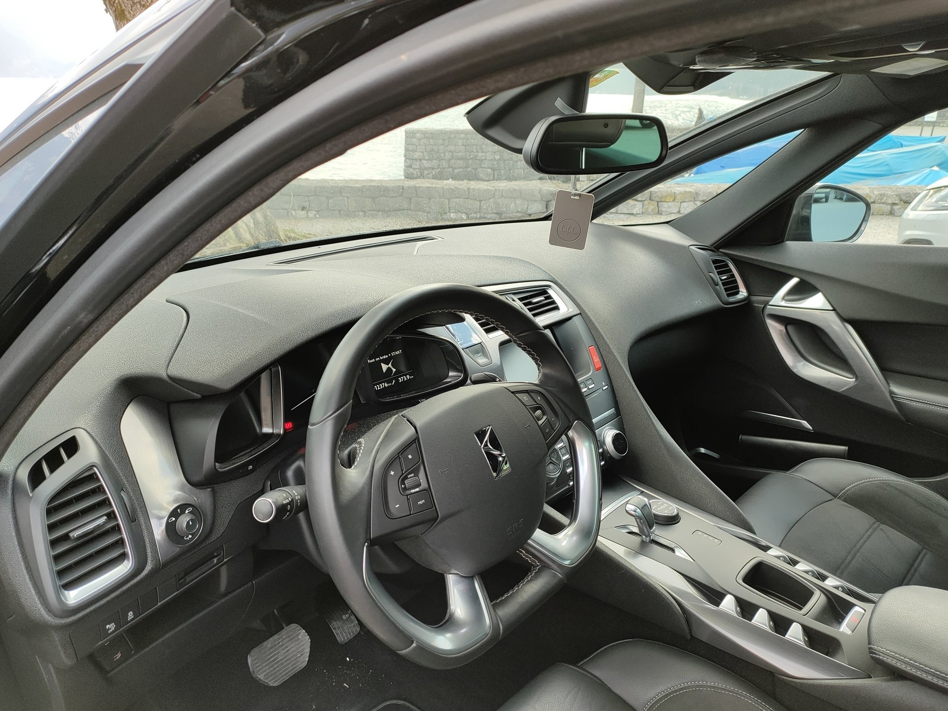 DS AUTOMOBILES DS 5 HYbrid4 200 SO Chic EGS6-image-18