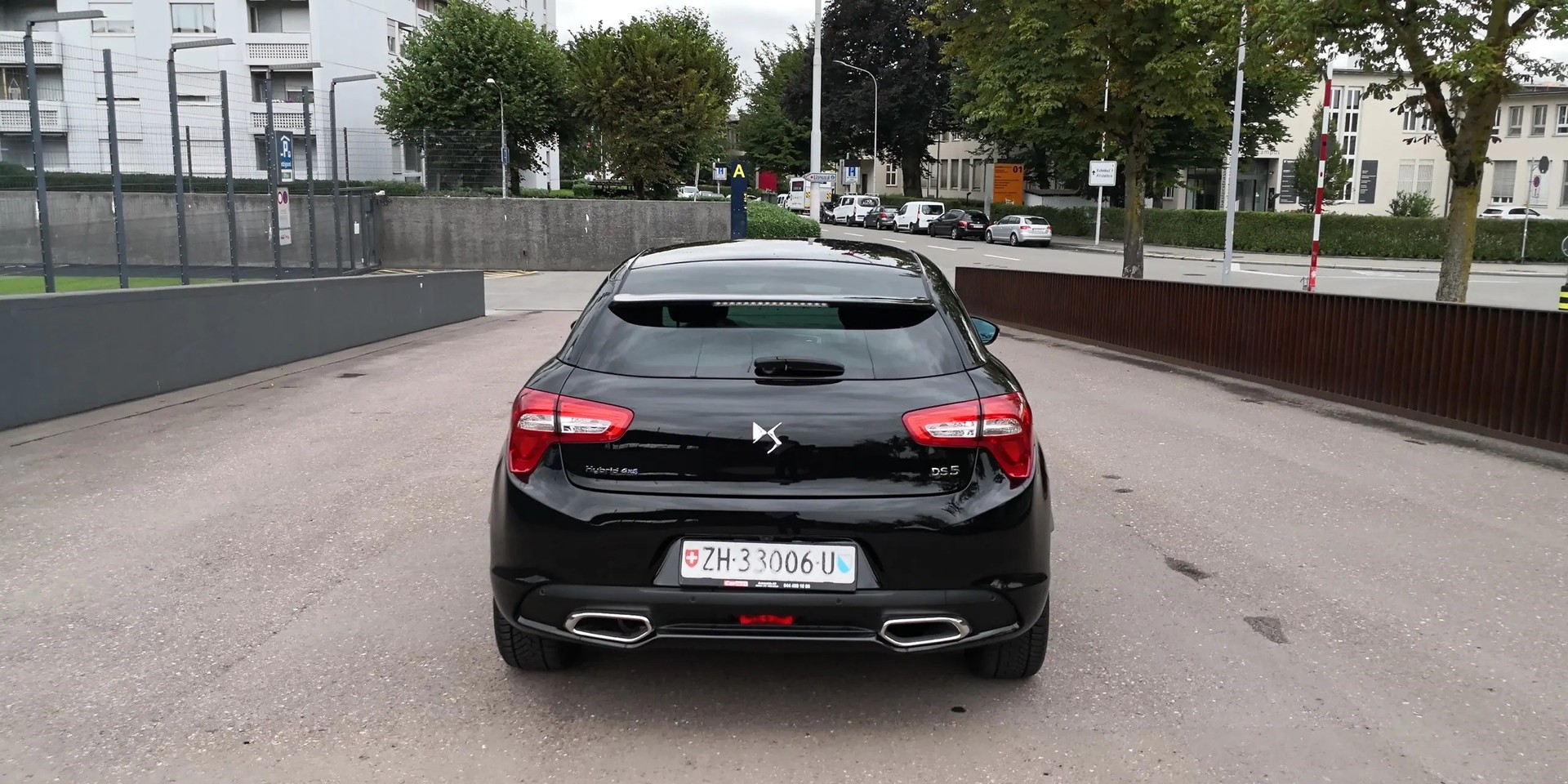 DS AUTOMOBILES DS 5 HYbrid4 200 SO Chic EGS6-image-5