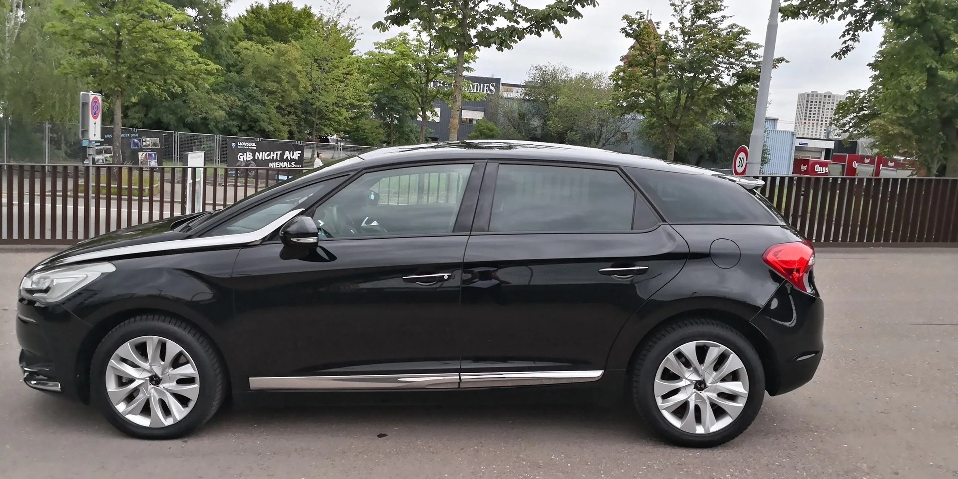 DS AUTOMOBILES DS 5 HYbrid4 200 SO Chic EGS6-image-7