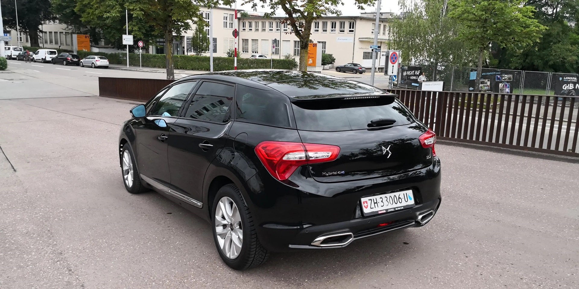 DS AUTOMOBILES DS 5 HYbrid4 200 SO Chic EGS6-image-6