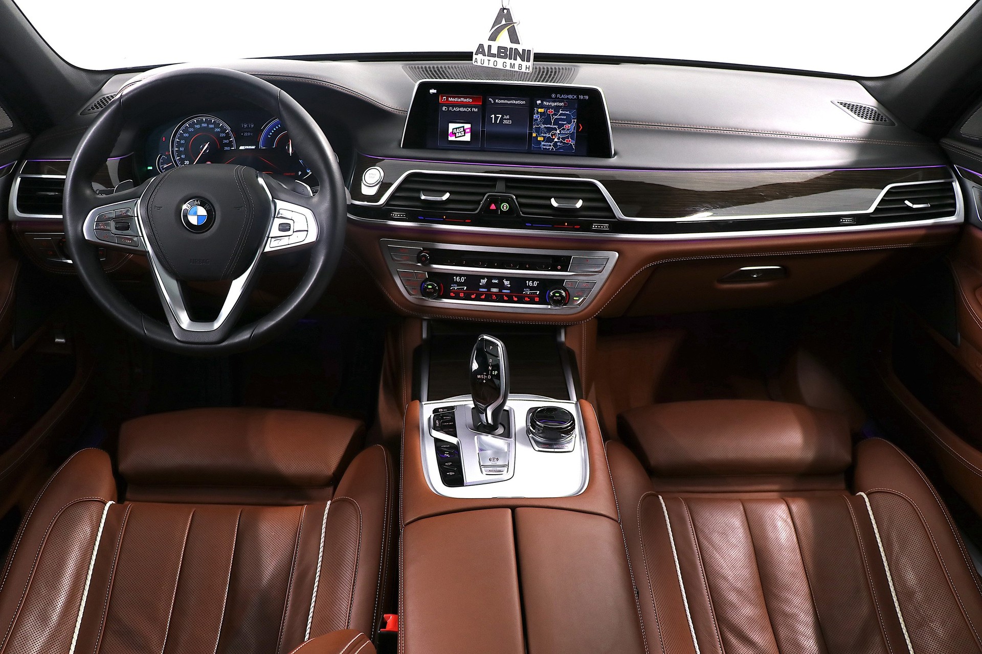 BMW 740Le xDrive iPerformance Steptronic-image-8