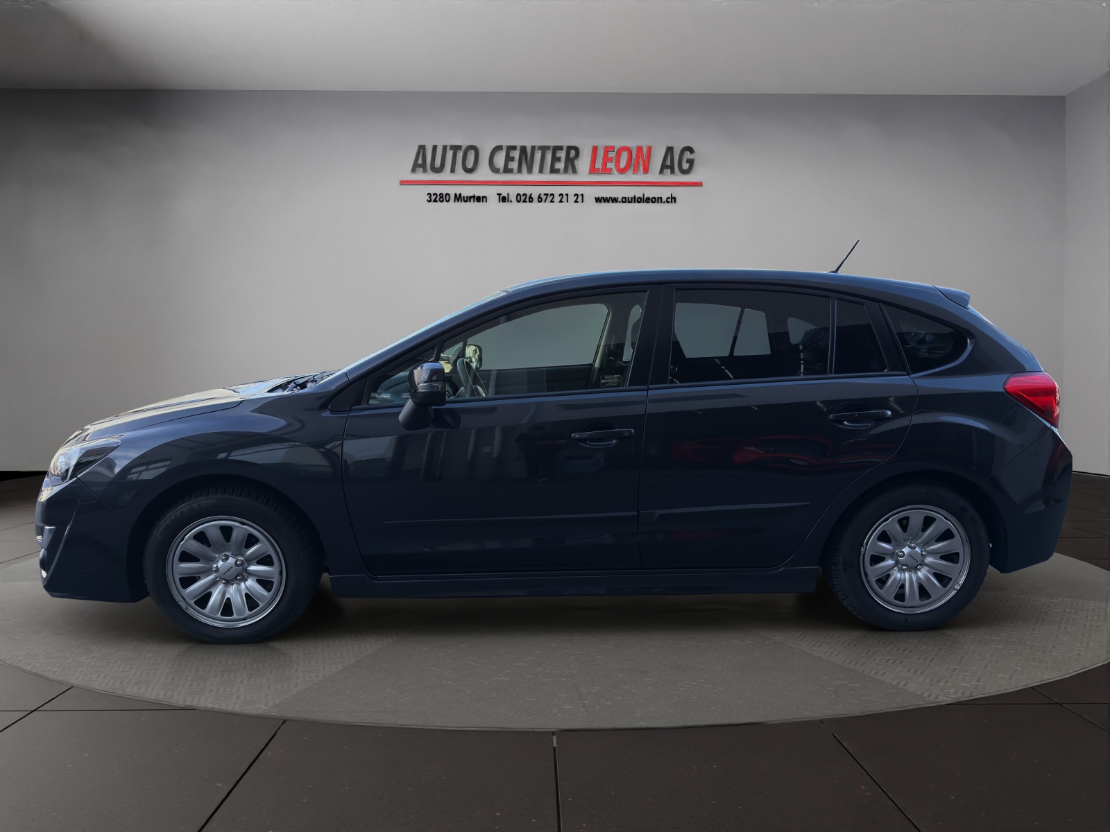 SUBARU Impreza 2.0 Swiss Sport Lineartronic-showroom-element-2