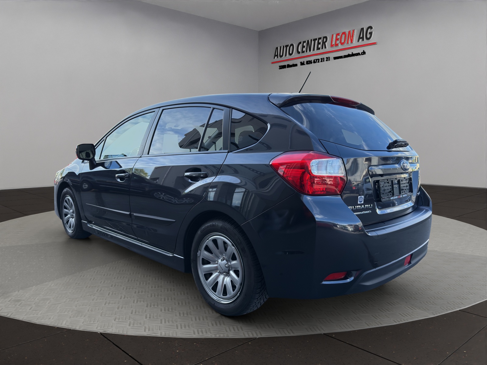 SUBARU Impreza 2.0 Swiss Sport Lineartronic-showroom-element-3