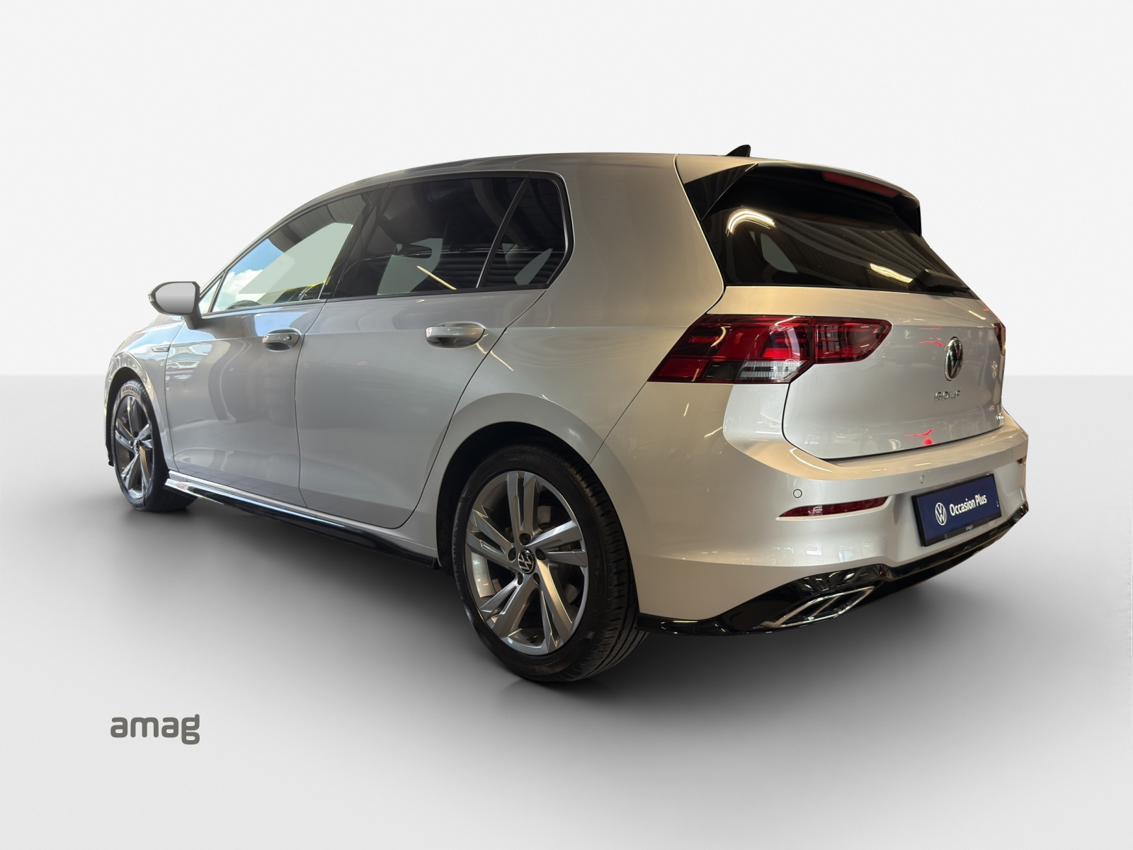 VW Golf 1.5 eTSI mHEV ACT R-Line DSG-showroom-element-2