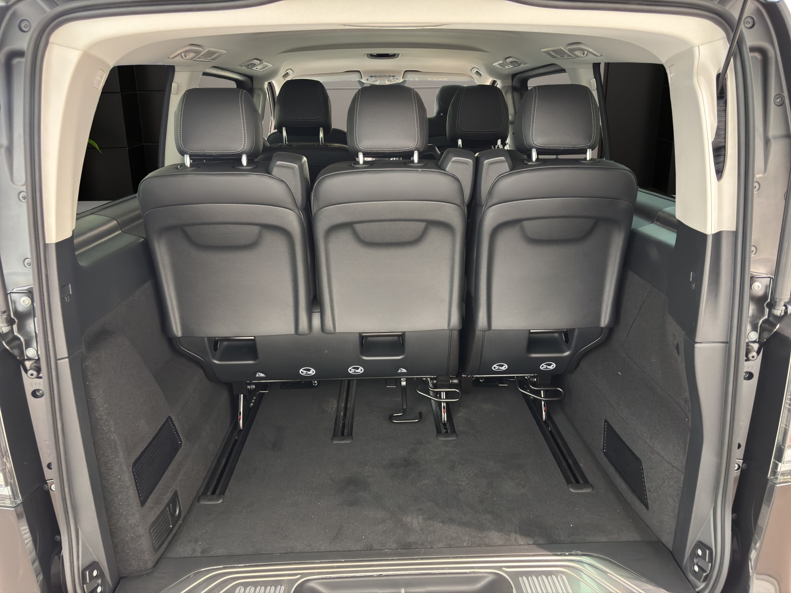 Image MERCEDES-BENZ V-300 V 300 d lang Swiss Edition 9G-Tronic