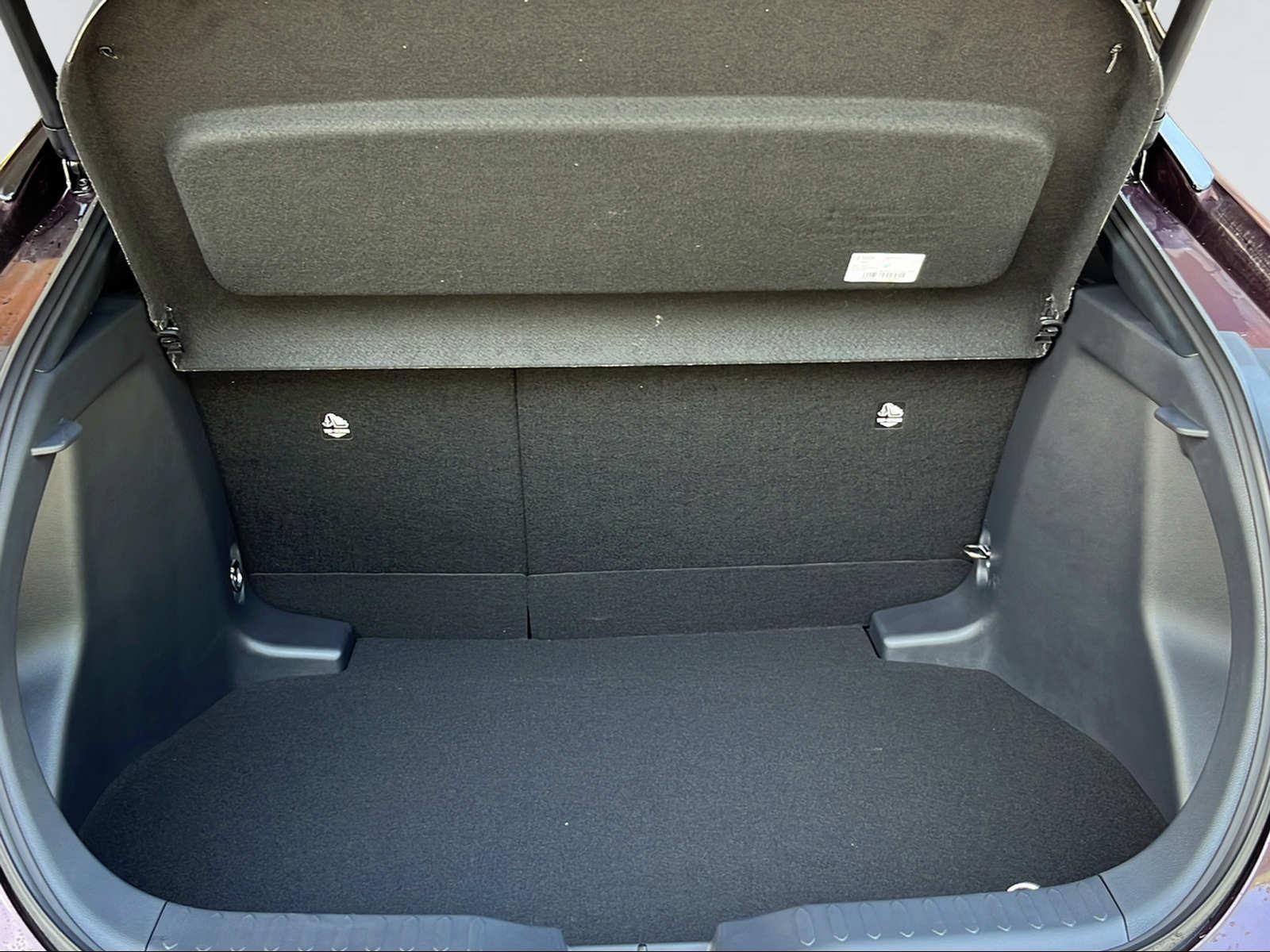 TOYOTA C-HR 1.8 HEV Trend-image-18