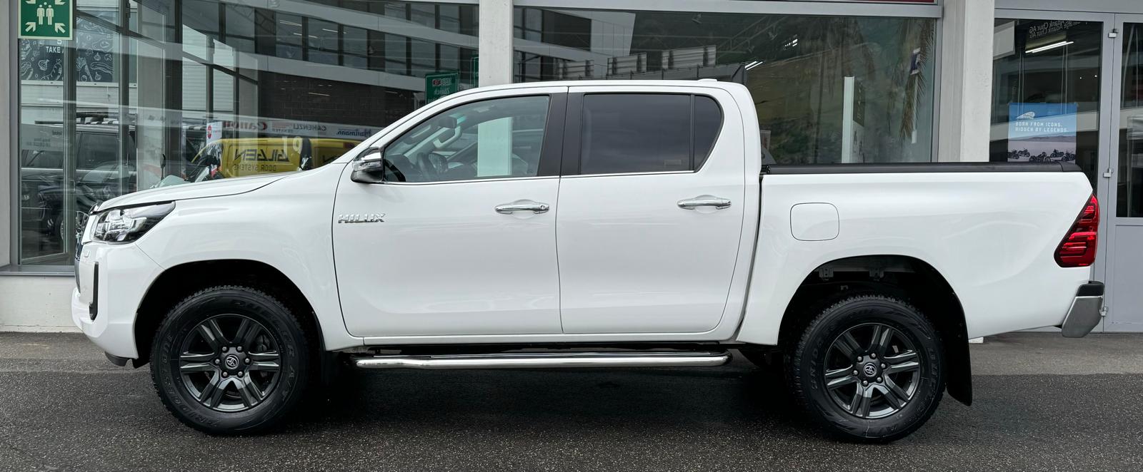 TOYOTA Hilux 2.8D-4D Comfort Double Cab 4x4-showroom-element-2