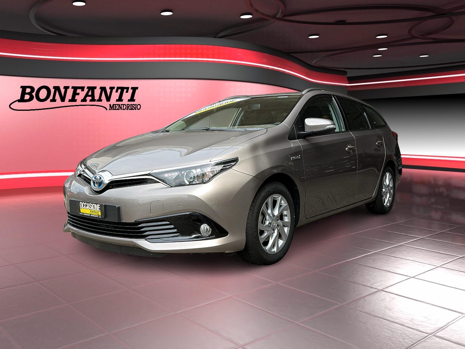 TOYOTA Auris Touring Sports 1.8 (Kombi)
