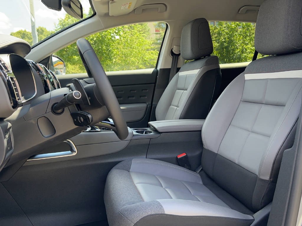 CITROEN C5 Aircross 1.5 BlueHDi Shine EAT8-image-4