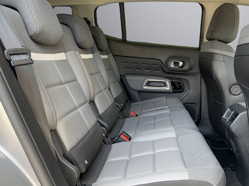 CITROEN C5 Aircross 1.5 BlueHDi Shine EAT8-image-9