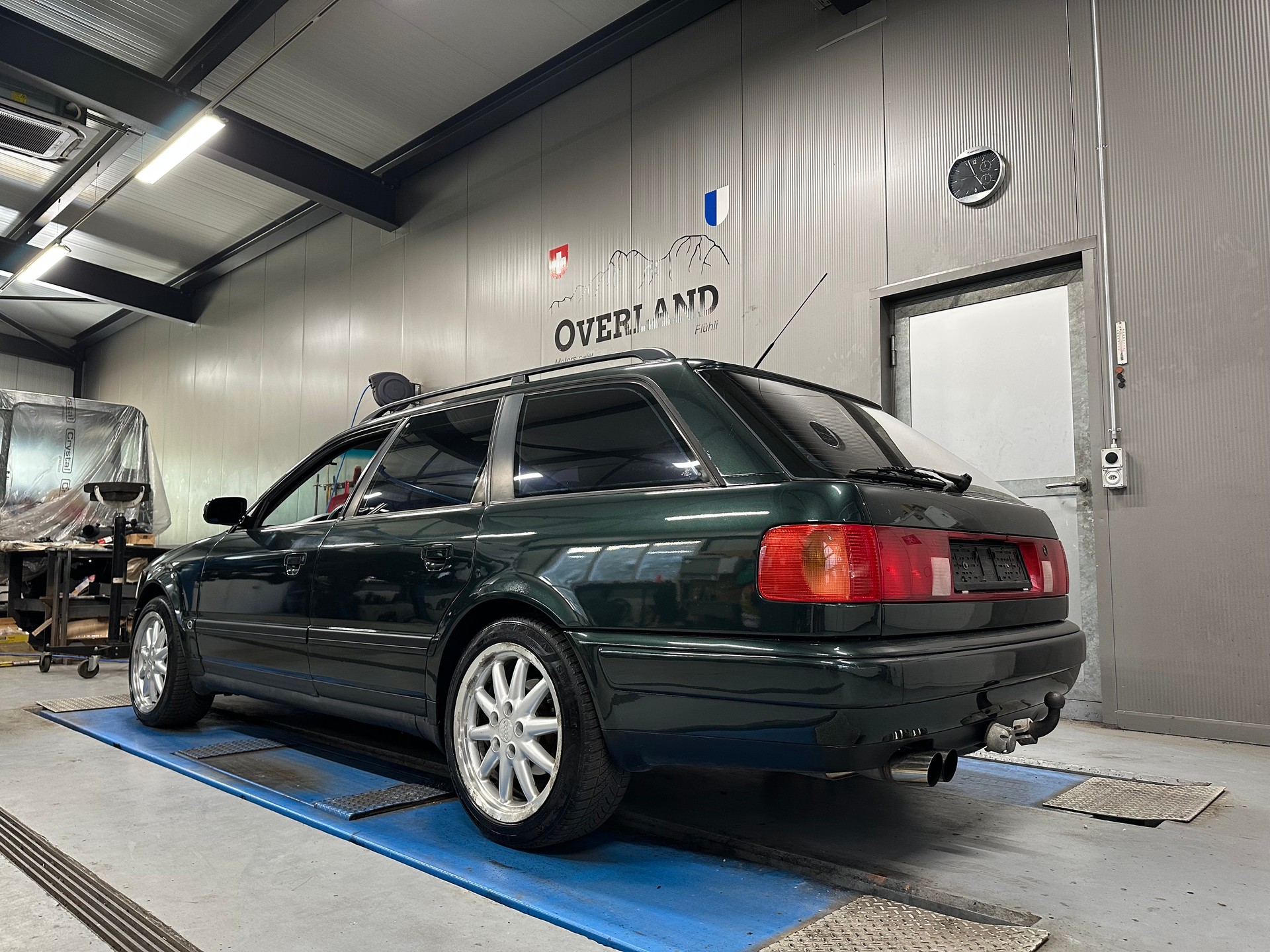 AUDI 100 Avant S4 4.2 quattro-showroom-element-2