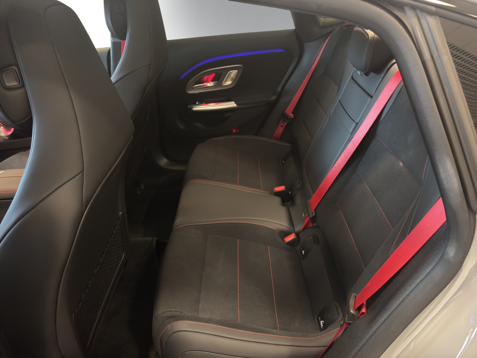 Image MERCEDES-BENZ CLA-350 CLA 350 4 Matic 85 kWh EQ