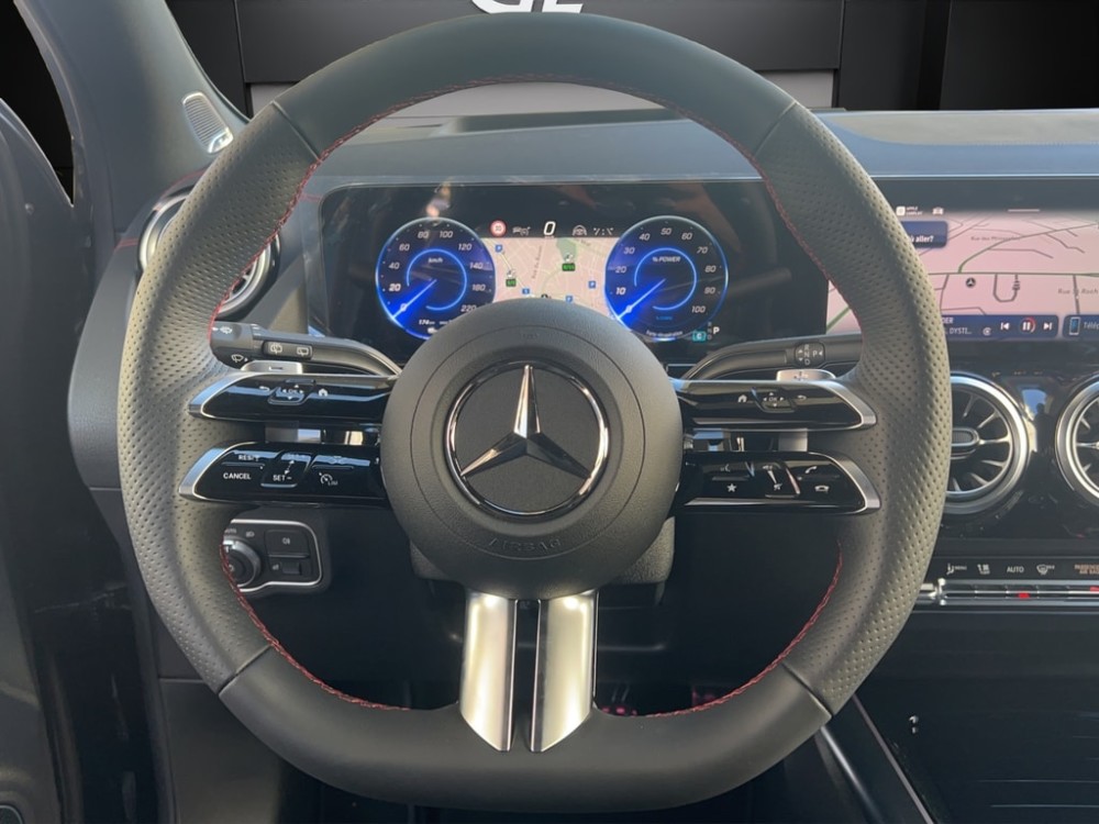 Image MERCEDES-BENZ EQA-300 EQA 300 4Matic Swiss Star AMG Line