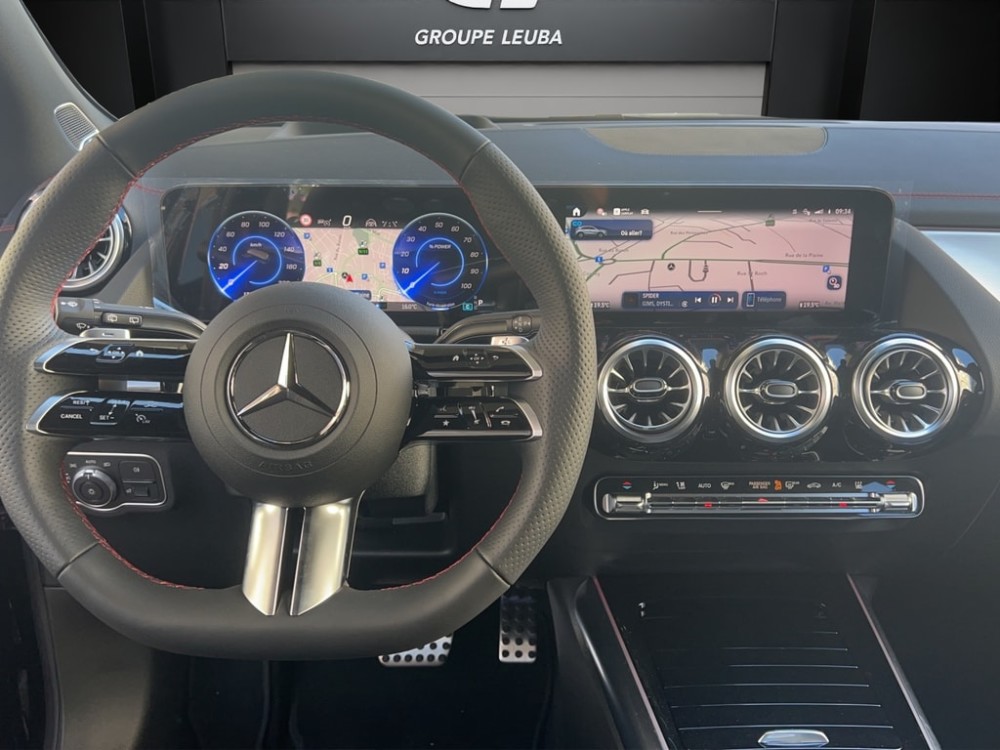 Image MERCEDES-BENZ EQA-300 EQA 300 4Matic Swiss Star AMG Line