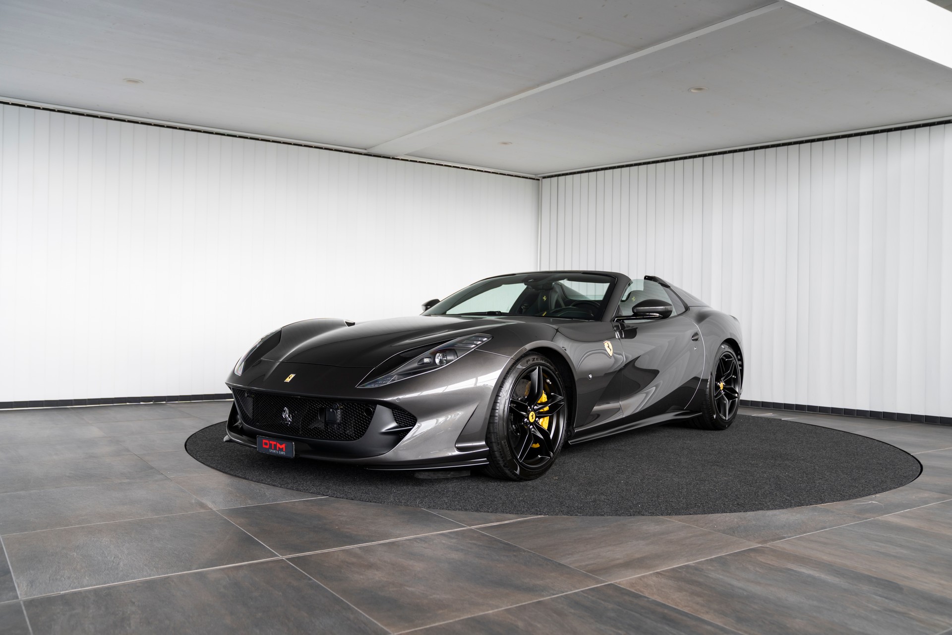 FERRARI 812 GTS