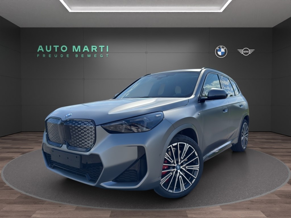 BMW iX1 xDrive 30 M Sport Pro