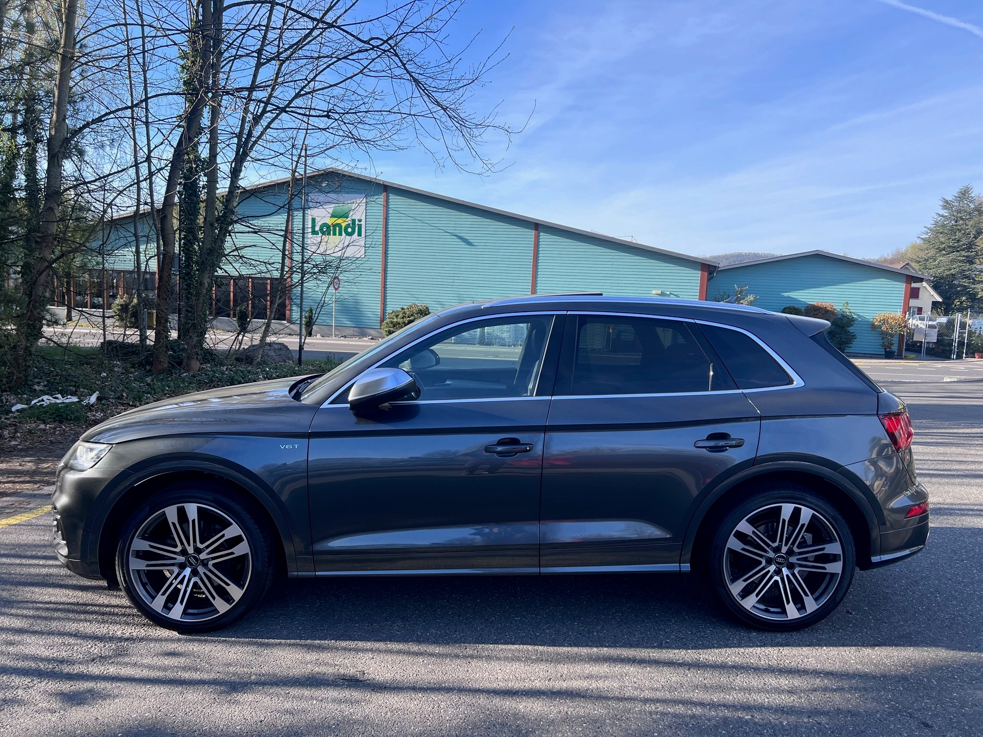 AUDI SQ5 3.0 TFSI quattro S-tronic-showroom-element-1