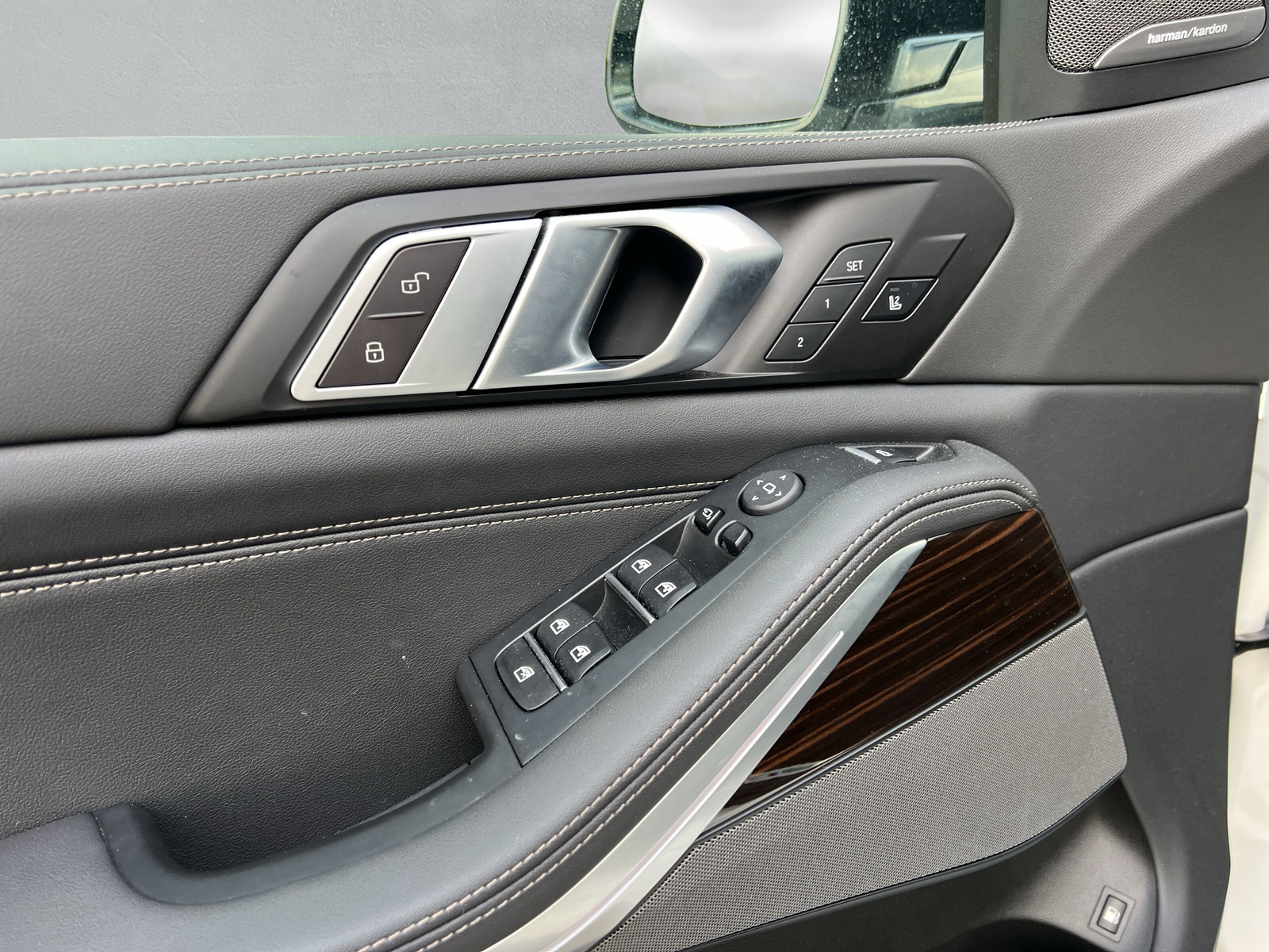 BMW X5 xDr 50e M Sport-image-16