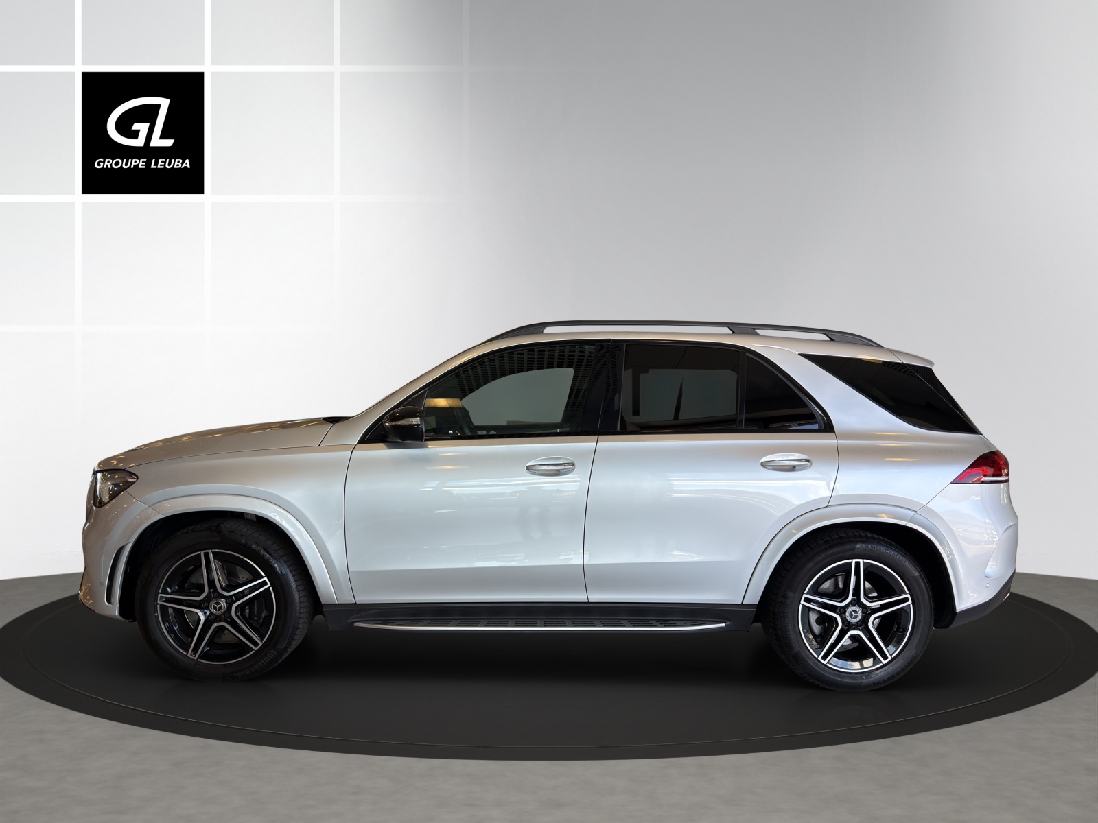 MERCEDES-BENZ GLE 450 AMG Line 4Matic-showroom-element-2