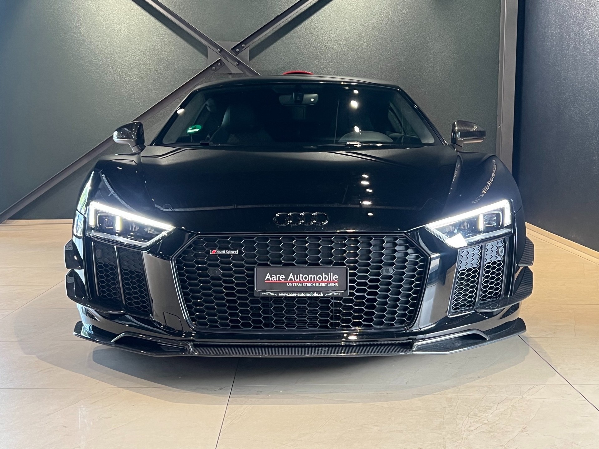 AUDI R8 Coupé 5.2 S-Tronic-image-1
