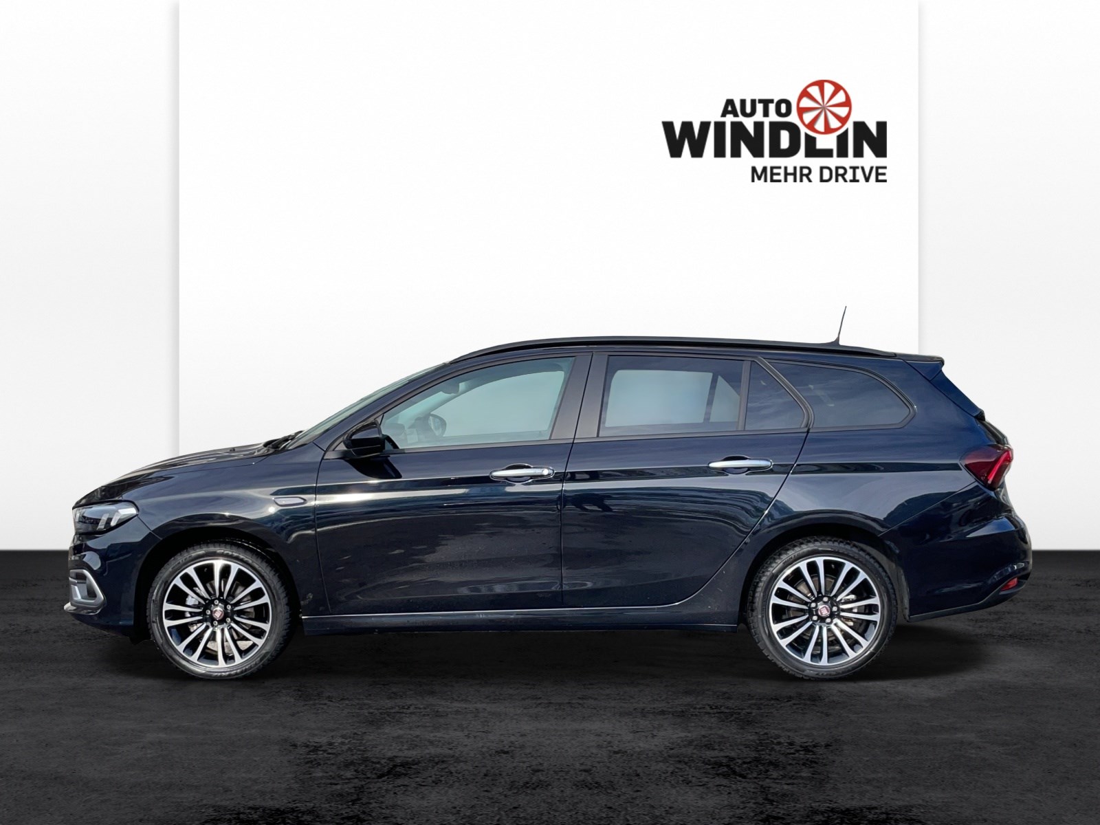 FIAT Tipo SW 1.5 Hybrid Swiss Edition-showroom-element-3