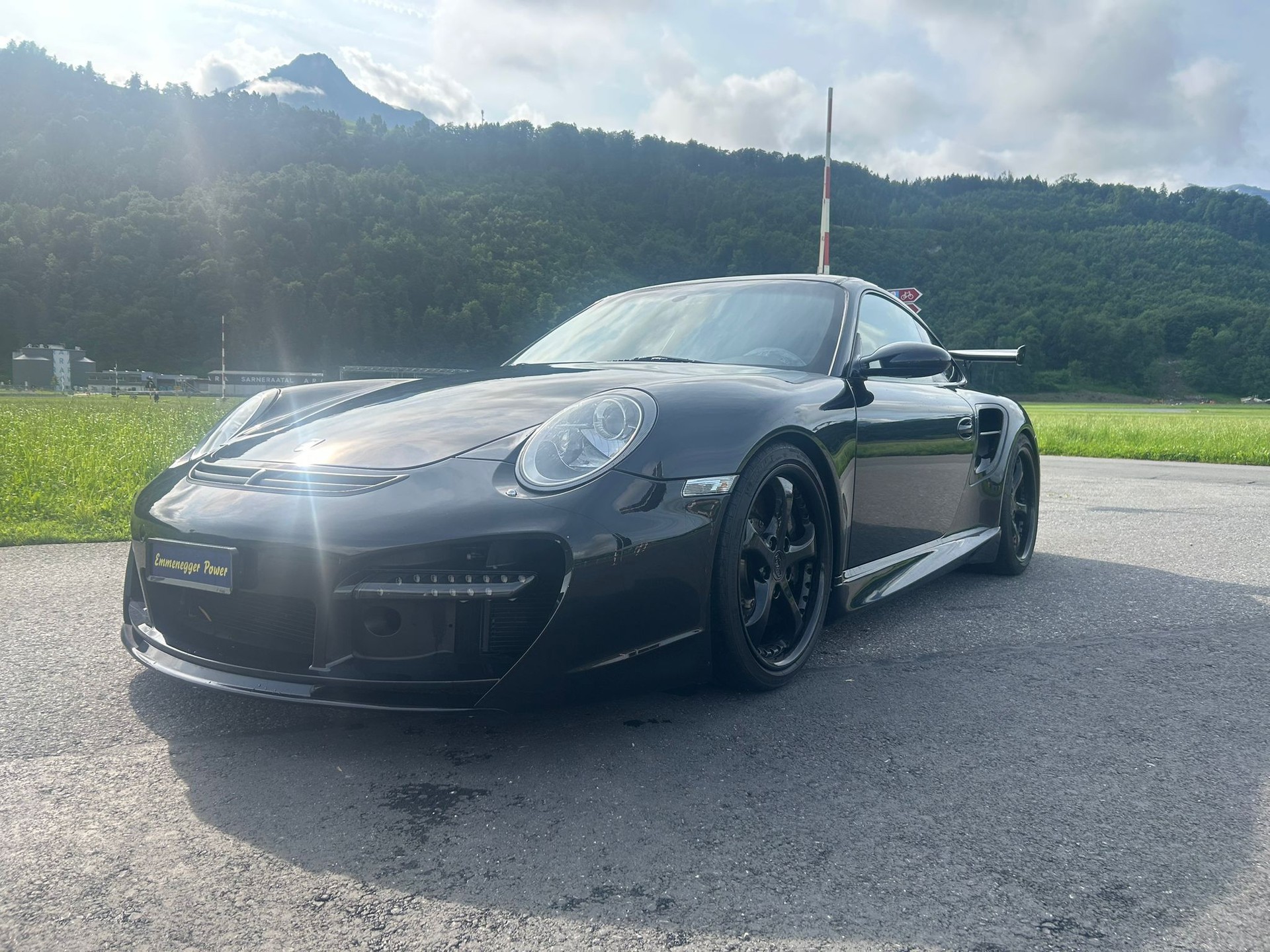 PORSCHE Turbo 9ff / 997-showroom-element-3