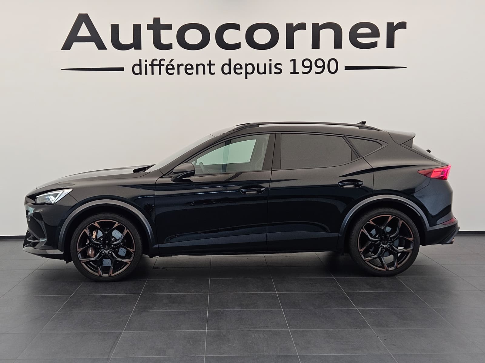 CUPRA Formentor 2.5TSI VZ5 4Drive DSG-showroom-element-1