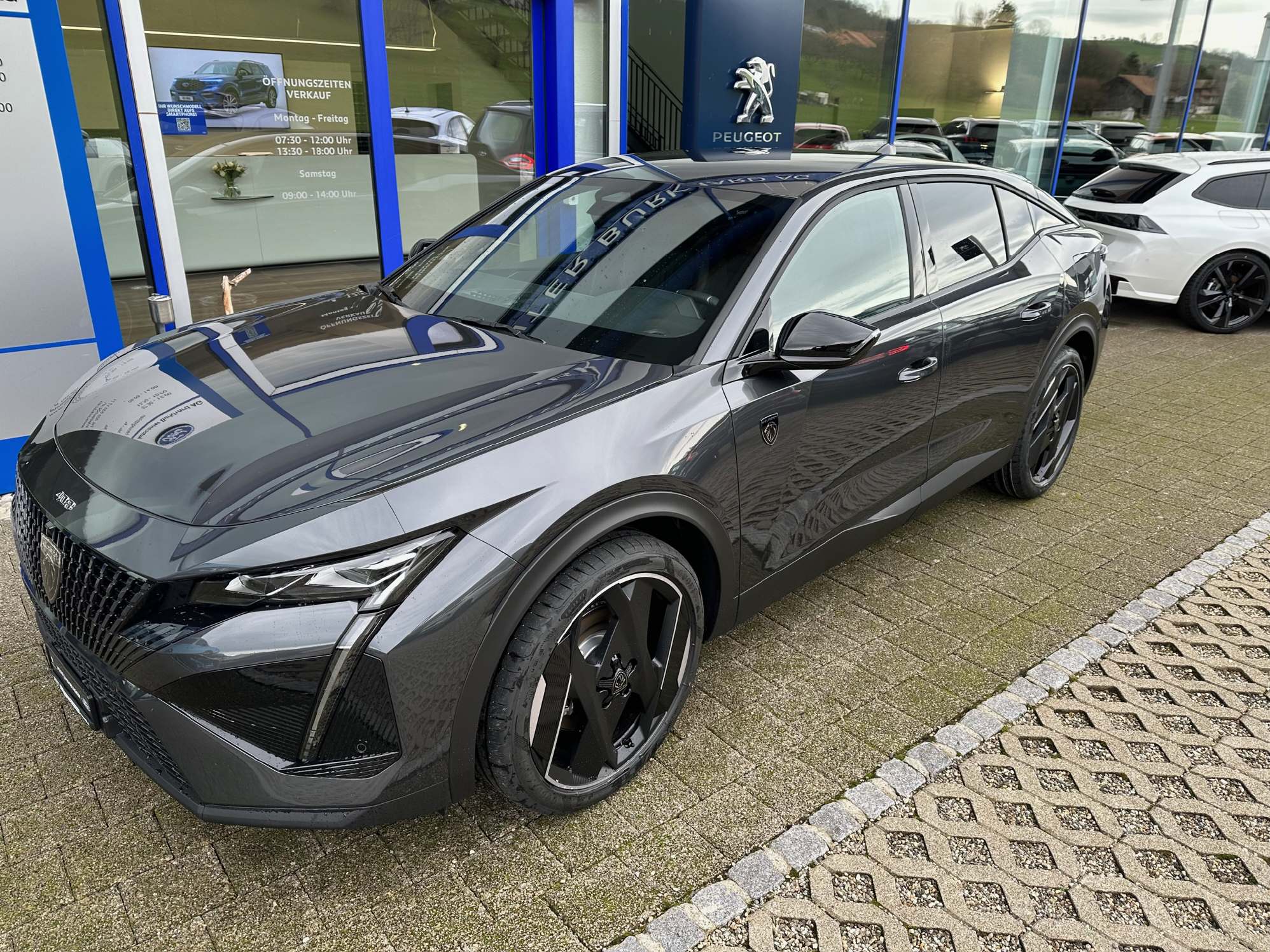 PEUGEOT 408 1.6 PHEV (Kombi) Peugeot PEUGEOT 408 1.6 PHEV (Kombi)