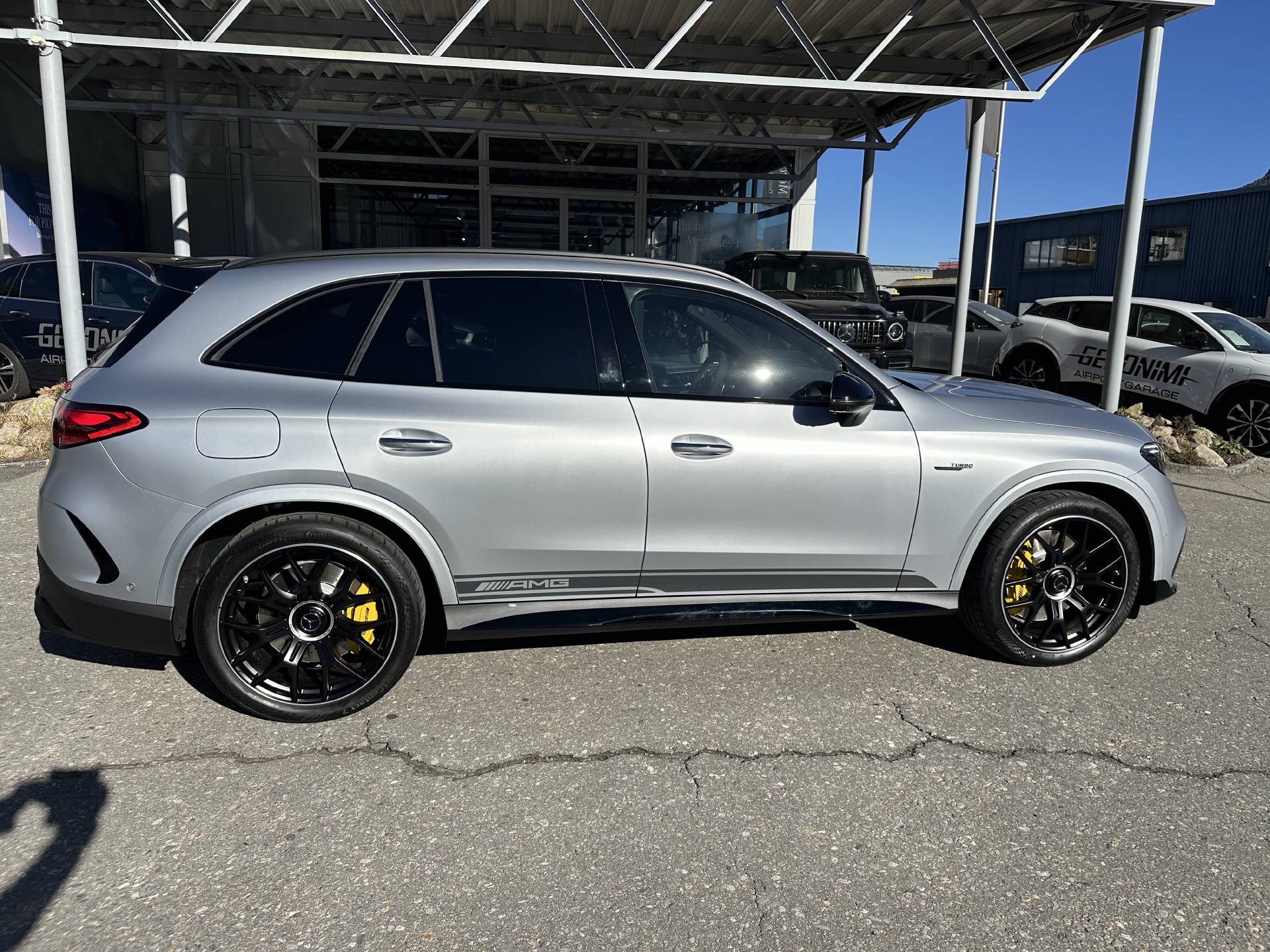MERCEDES-BENZ GLC 63 AMG S E Performance Executive Edition-showroom-element-1