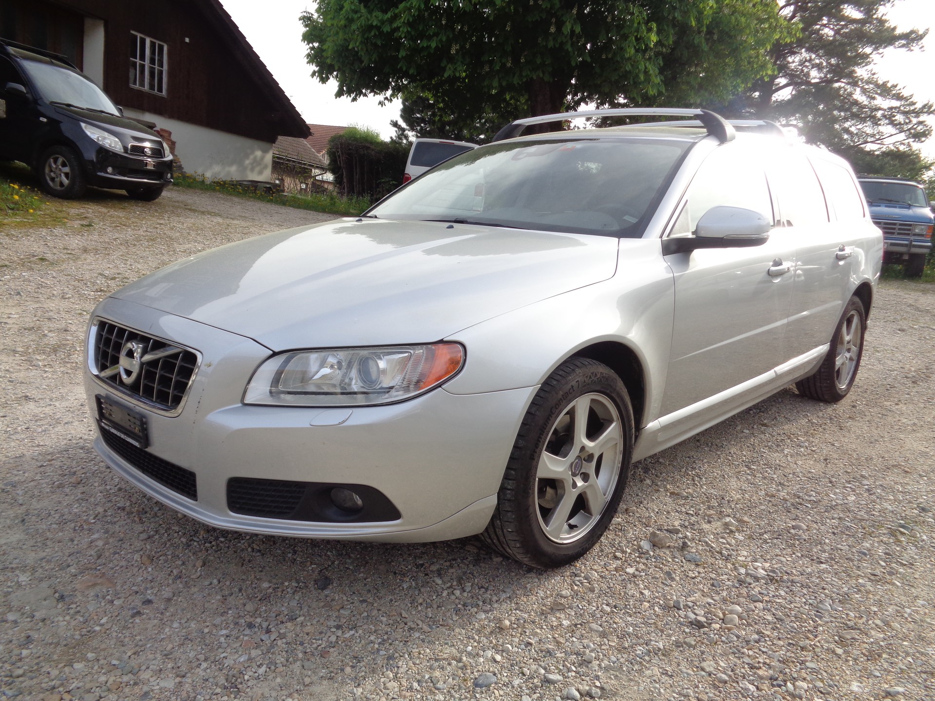 VOLVO V70 T5 Momentum Powershift