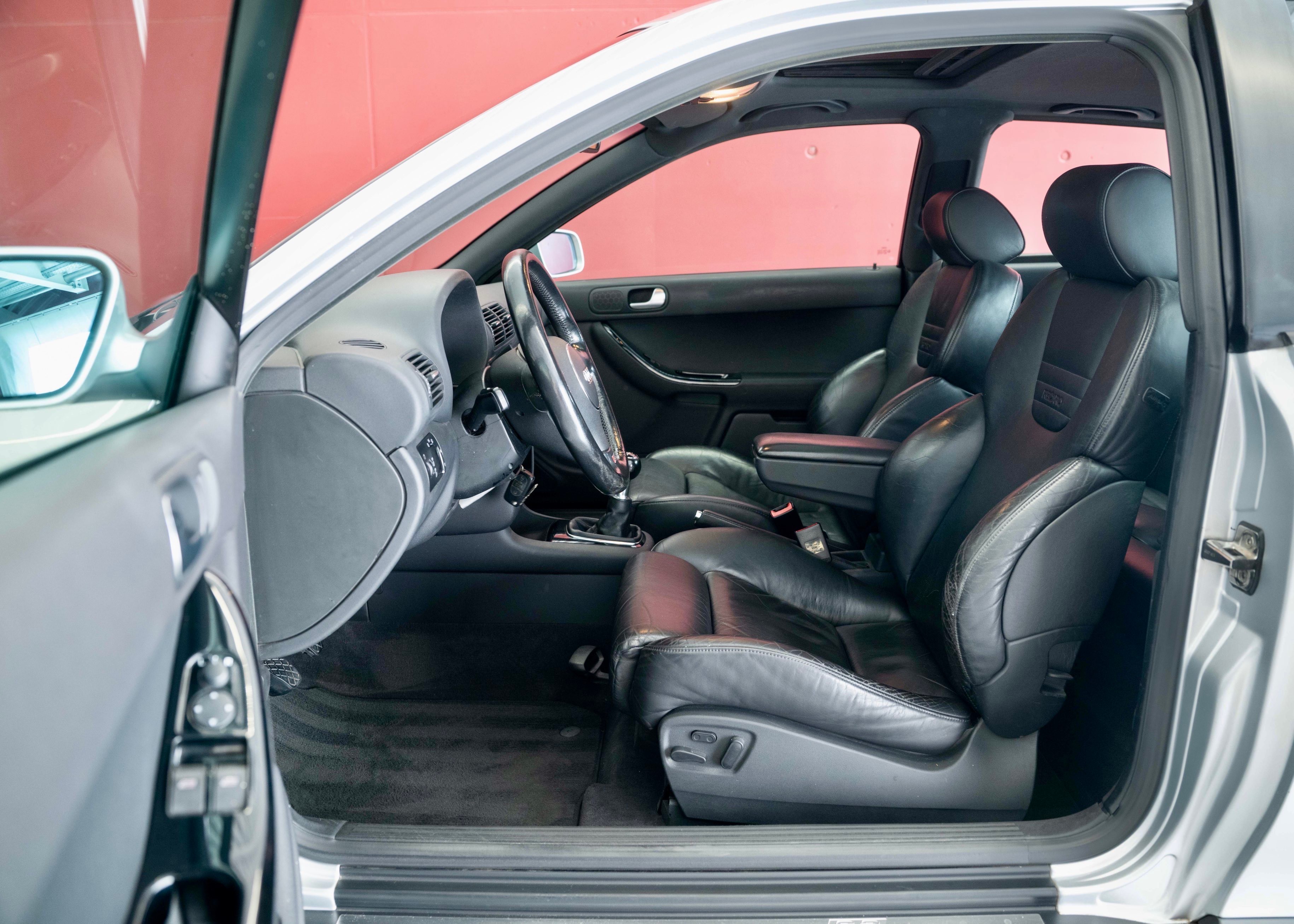 Image AUDI S3 S3 quattro (1 owner, 100% original) - RESERVED !