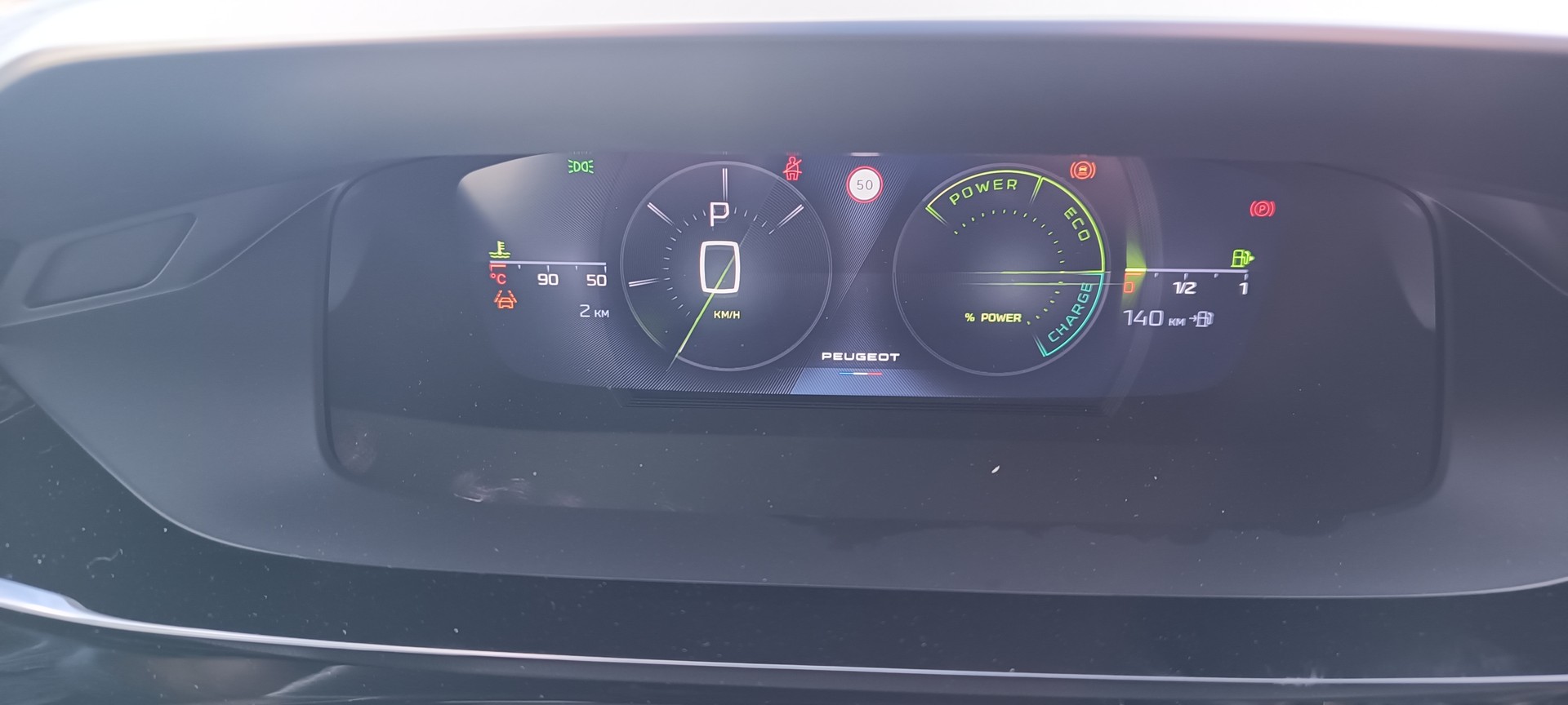 PEUGEOT 308 1.2 HEV 136 GT-image-17