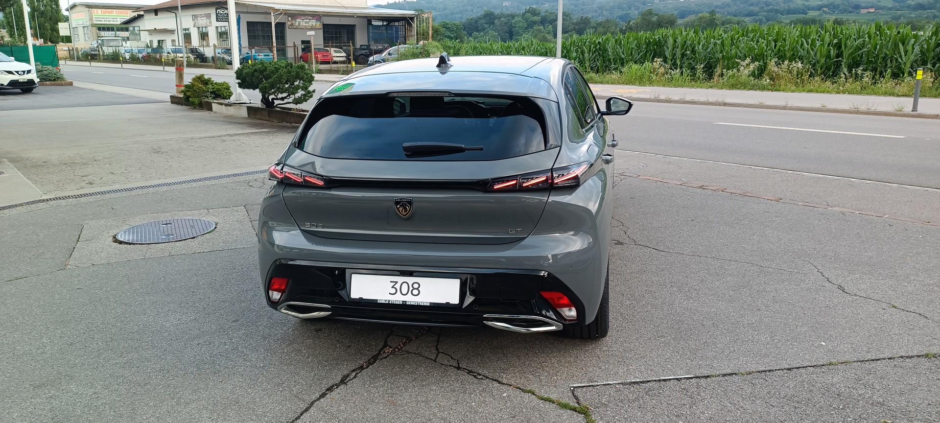 PEUGEOT 308 1.2 HEV 136 GT-image-7