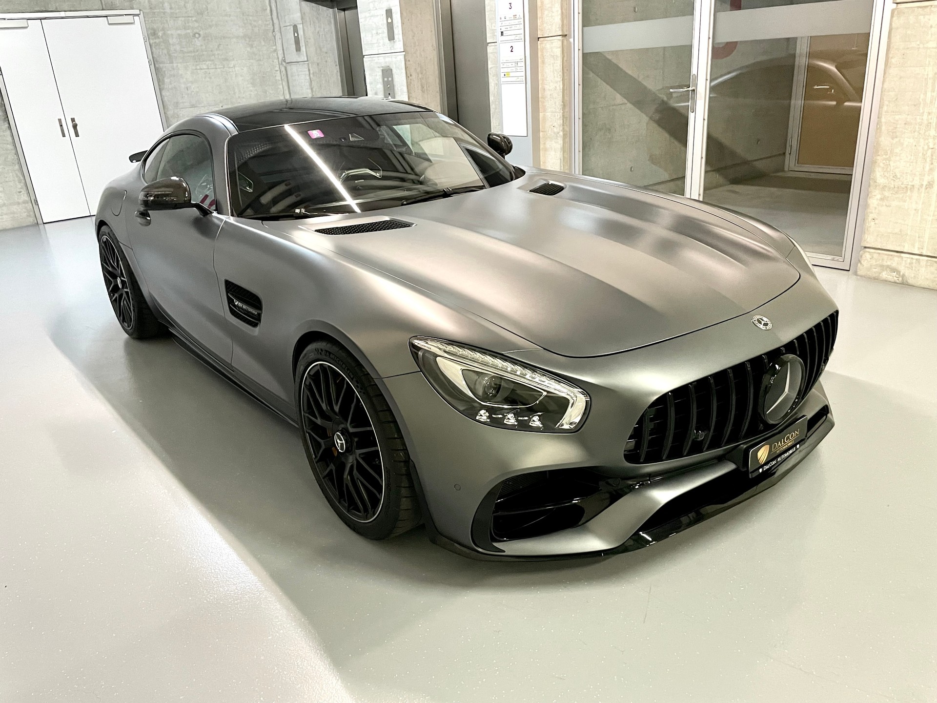 MERCEDES-BENZ AMG GT S Speedshift DCT-image-5